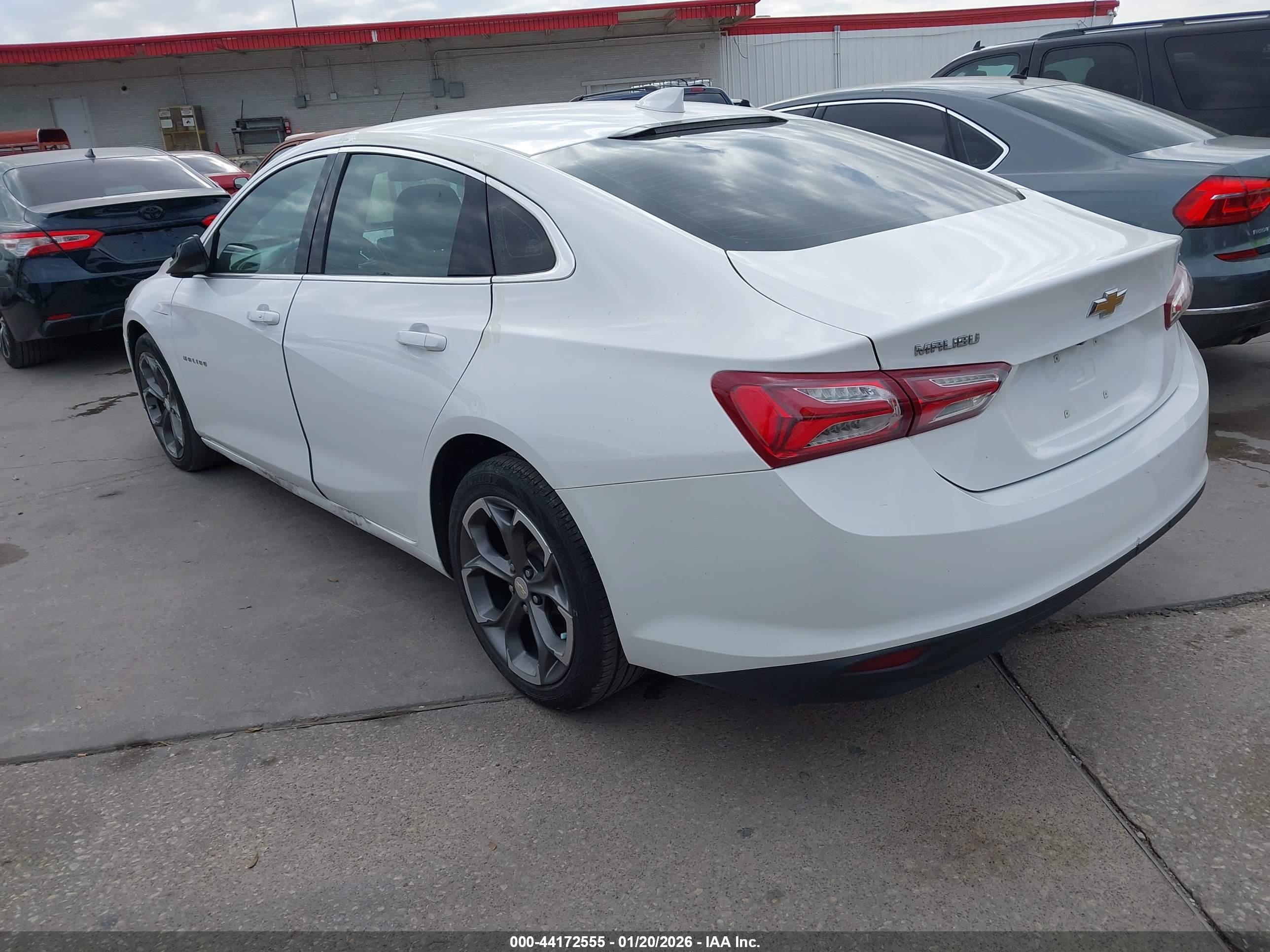 CHEVROLET MALIBU image 3