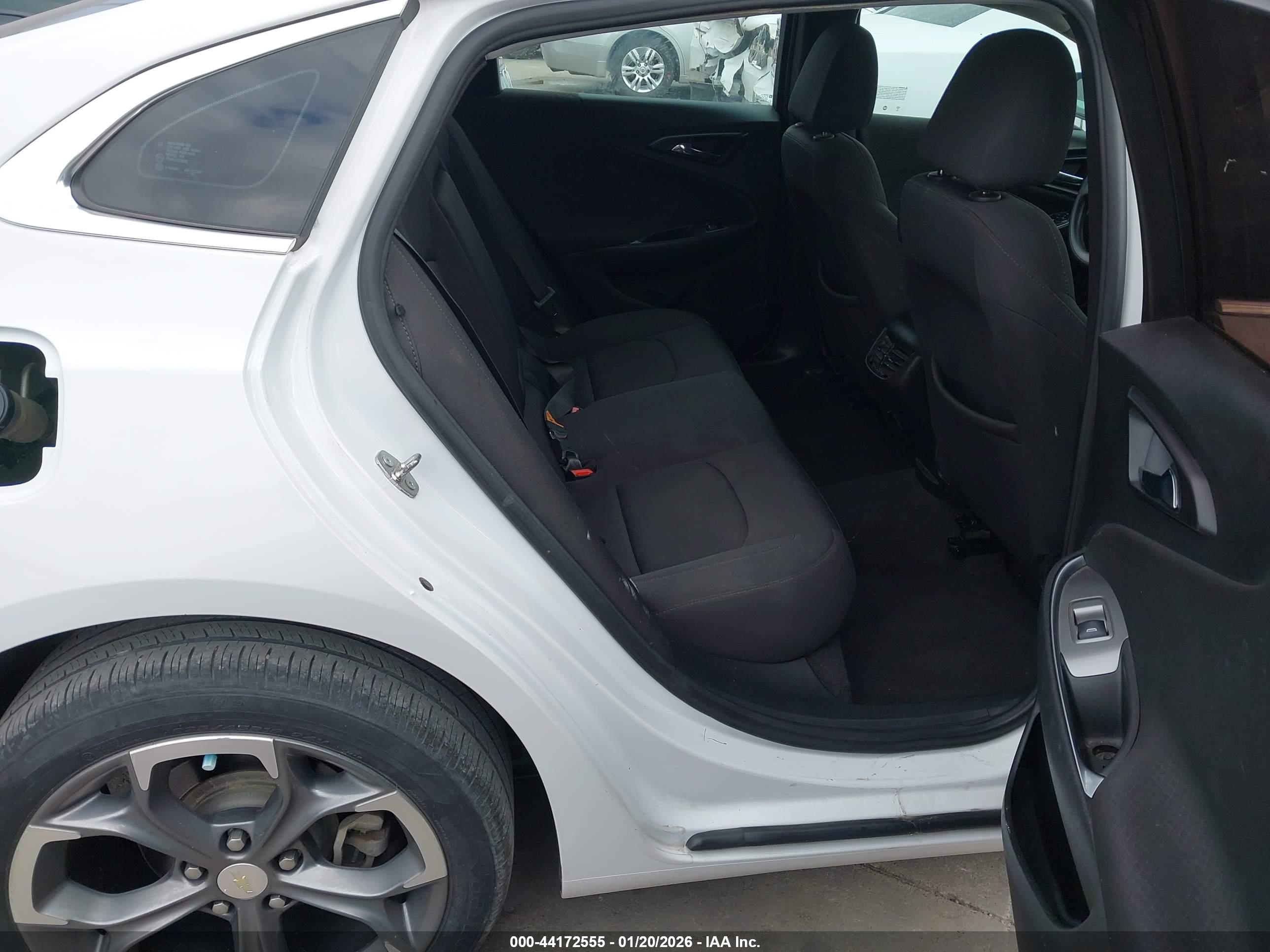 CHEVROLET MALIBU image 8