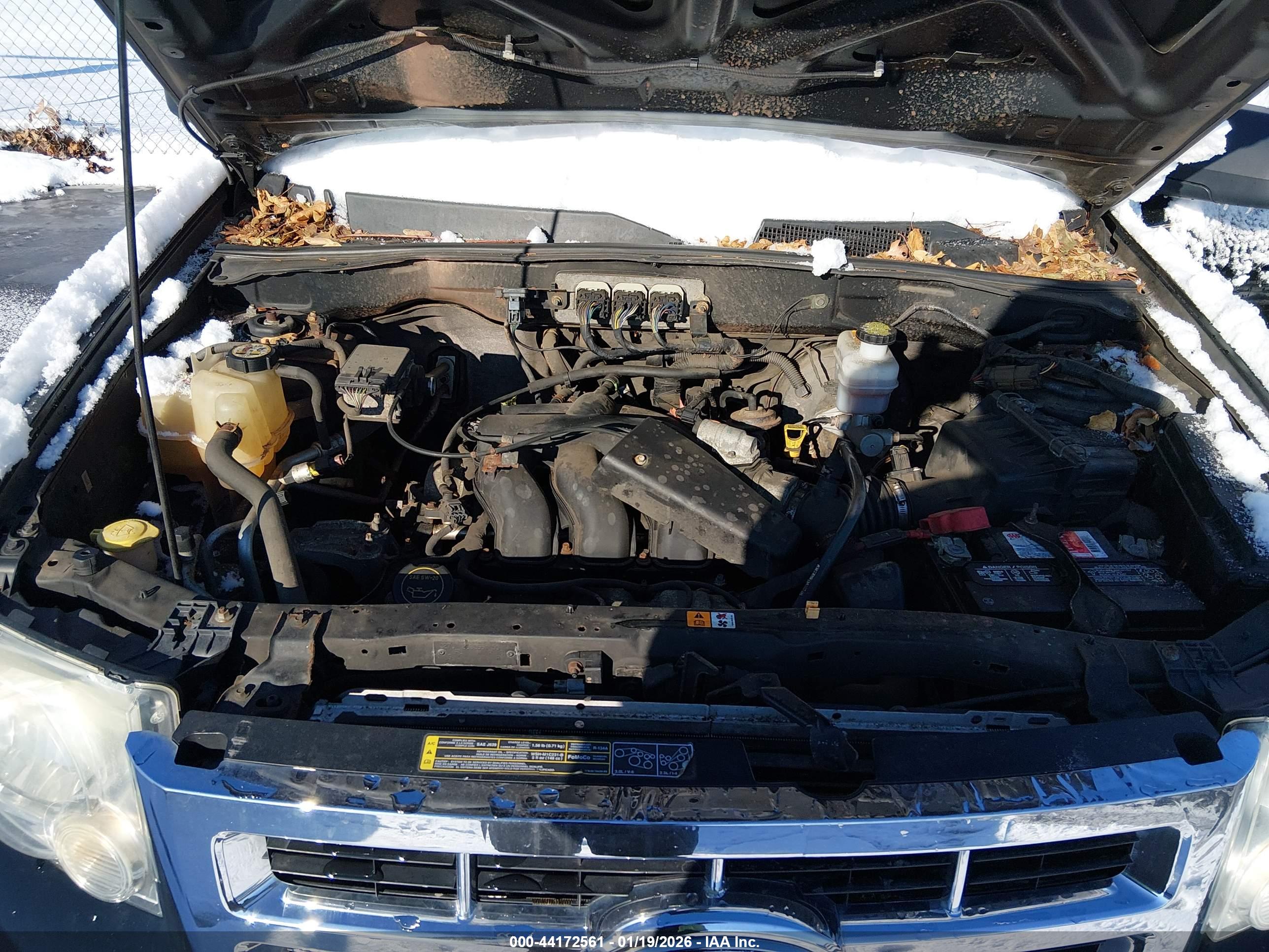 FORD ESCAPE image 10