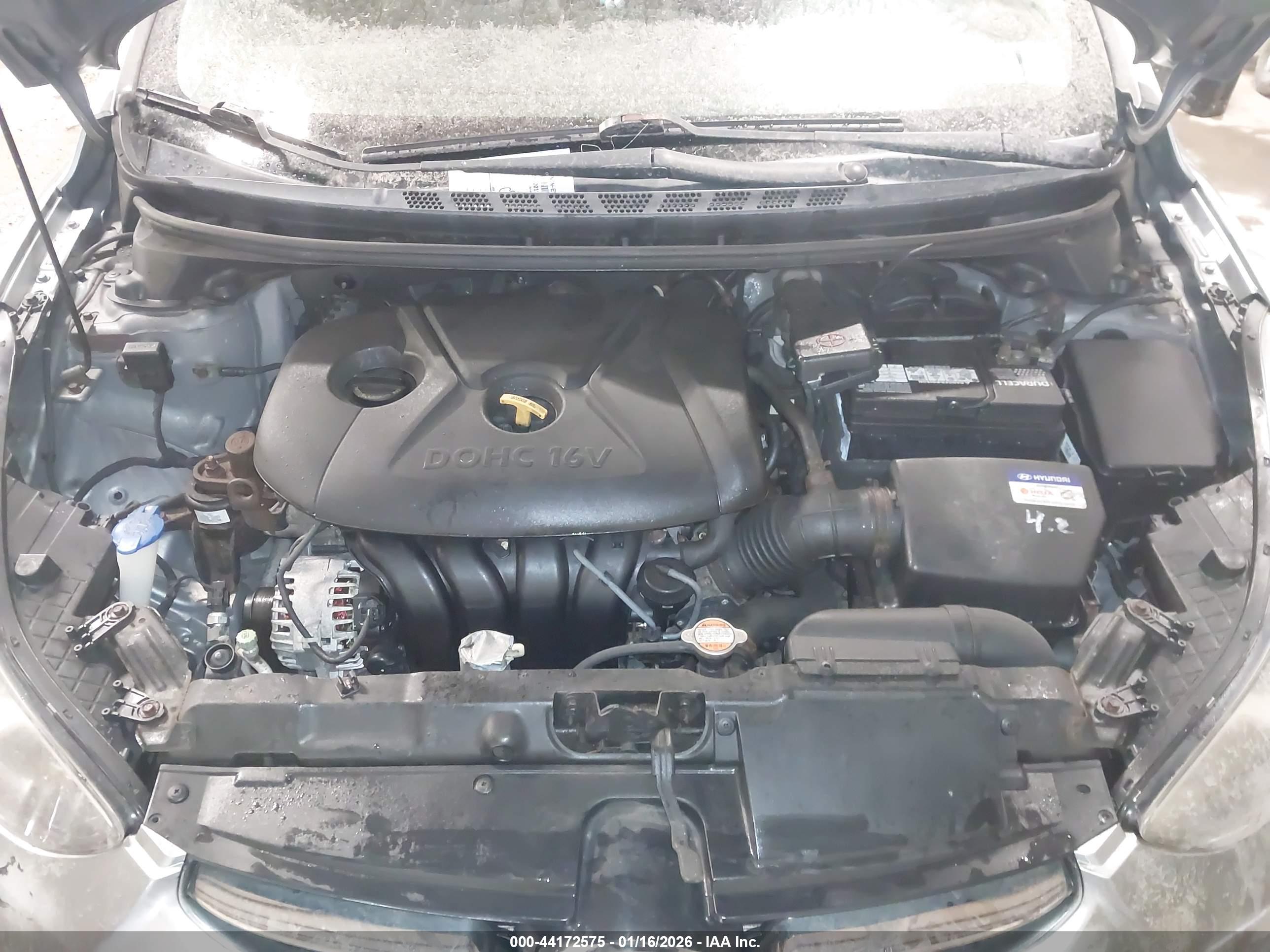 HYUNDAI ELANTRA image 10