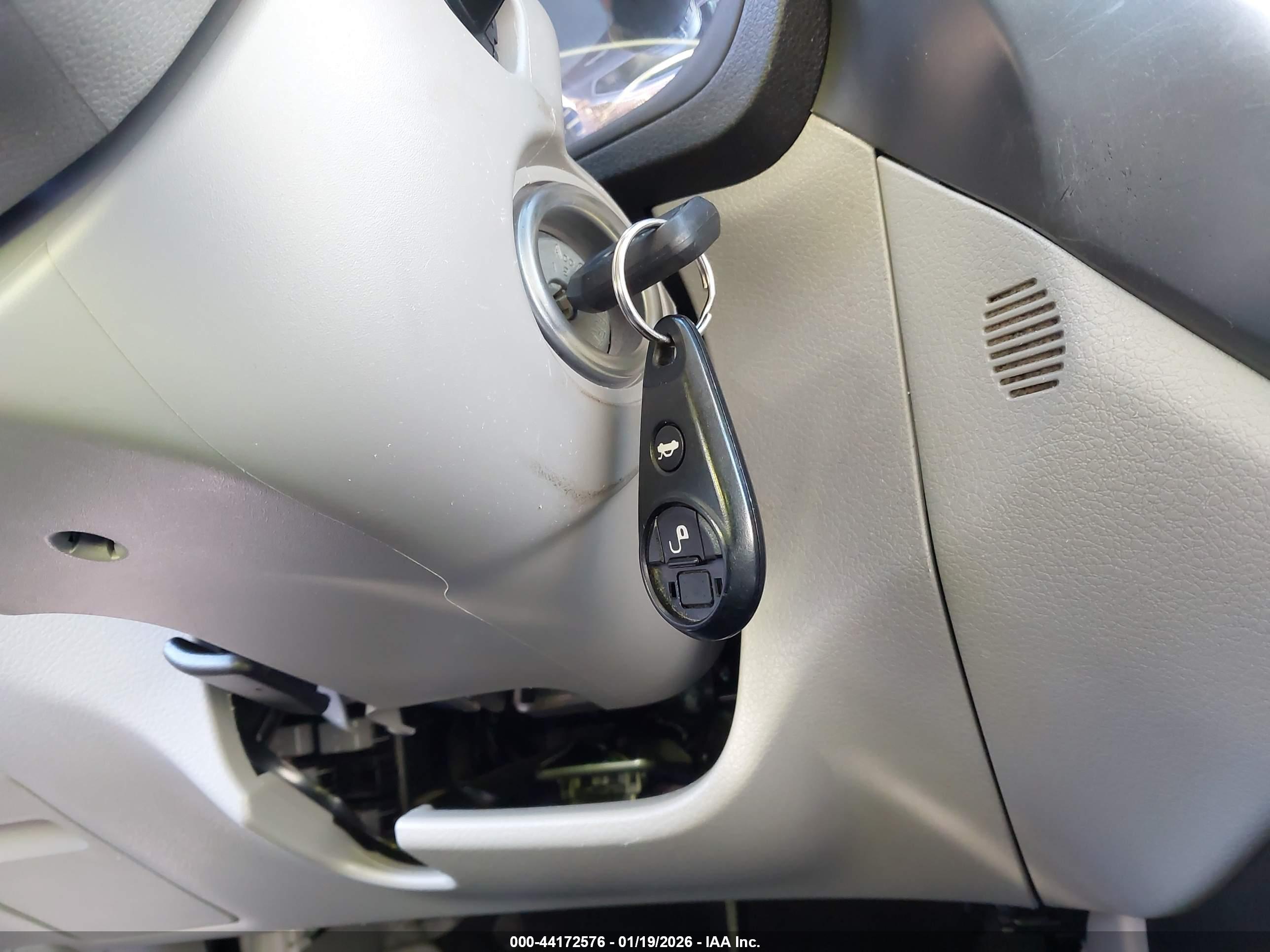 SUBARU FORESTER image 11