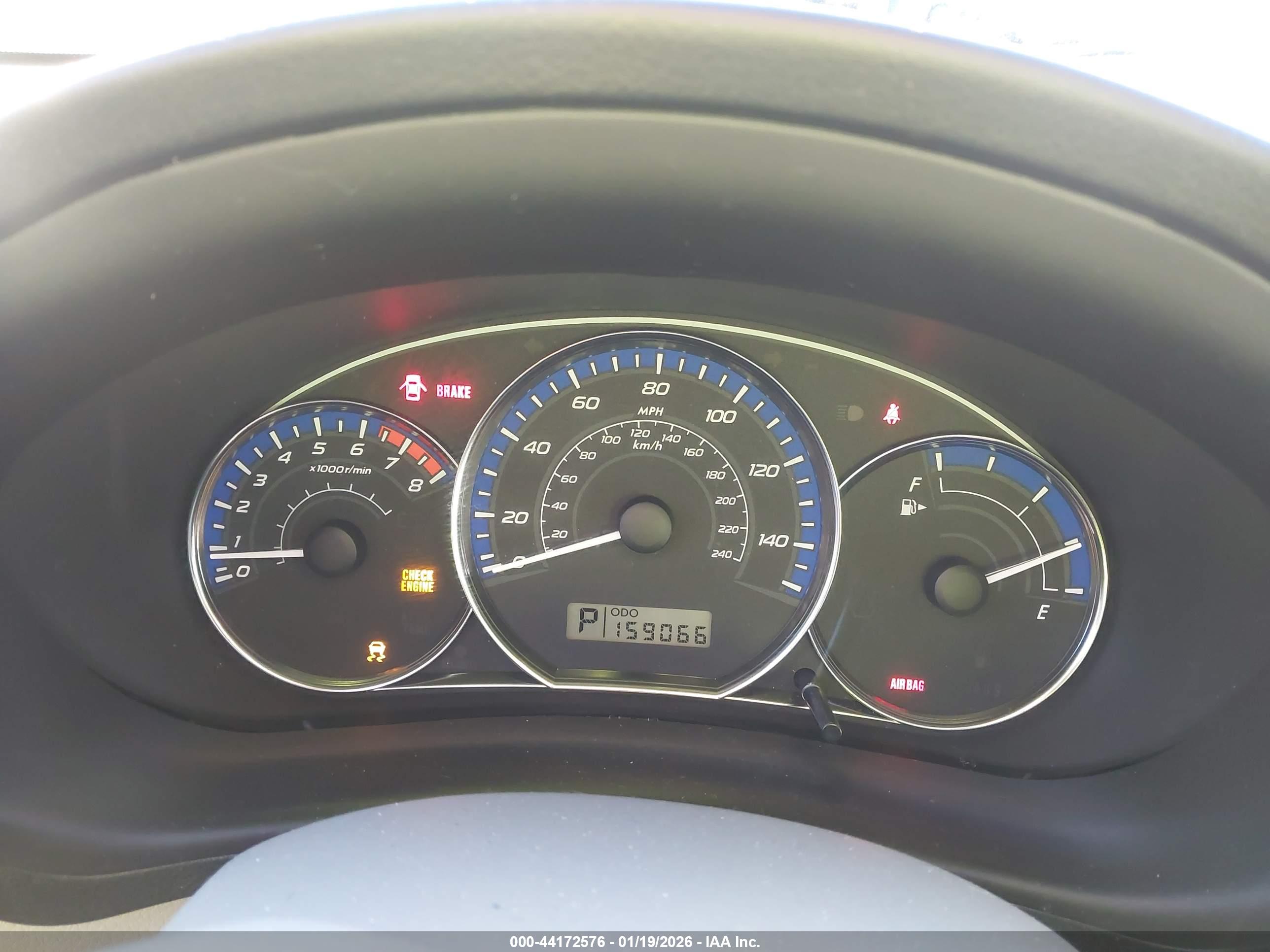 SUBARU FORESTER image 7