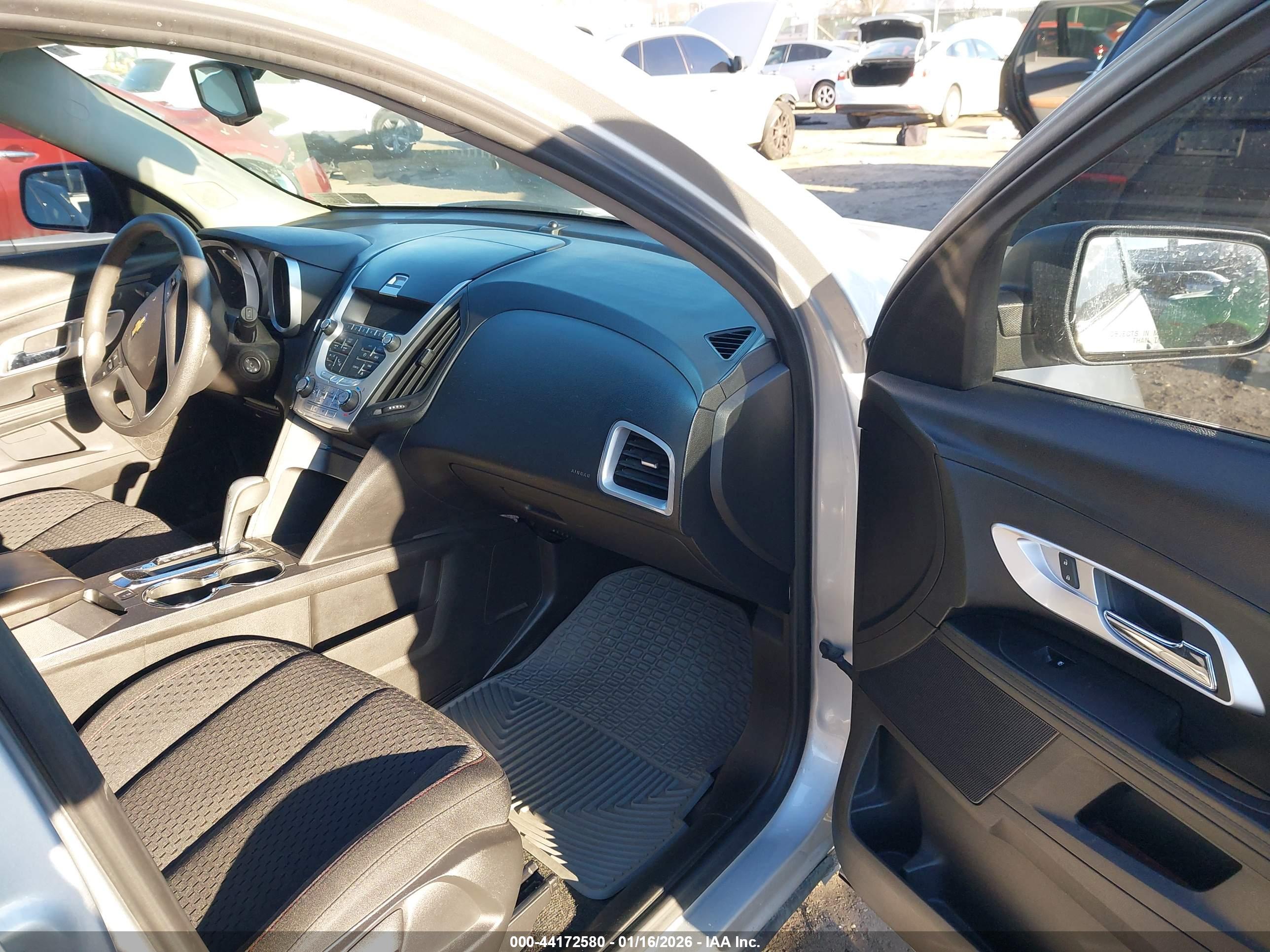 CHEVROLET EQUINOX image 5