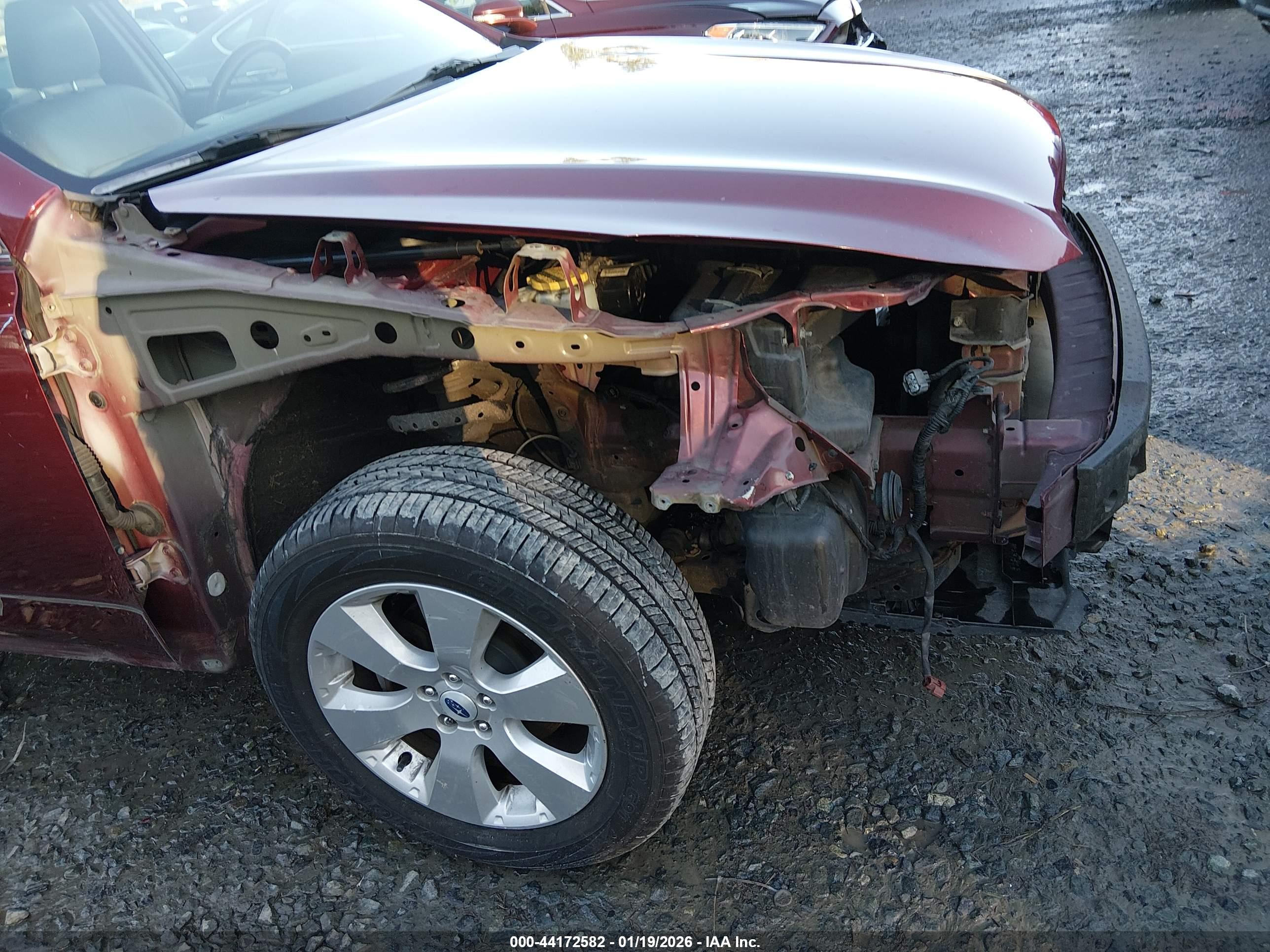 SUBARU OUTBACK image 6