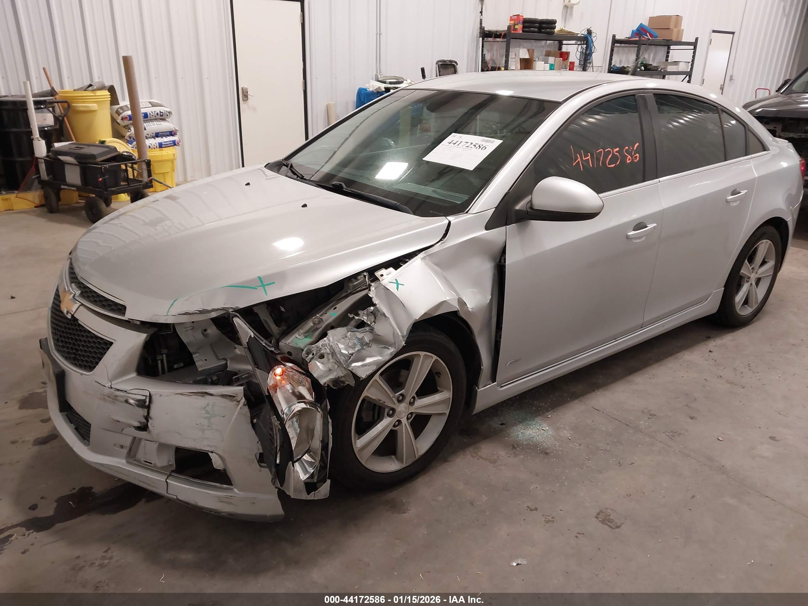 CHEVROLET CRUZE image 2