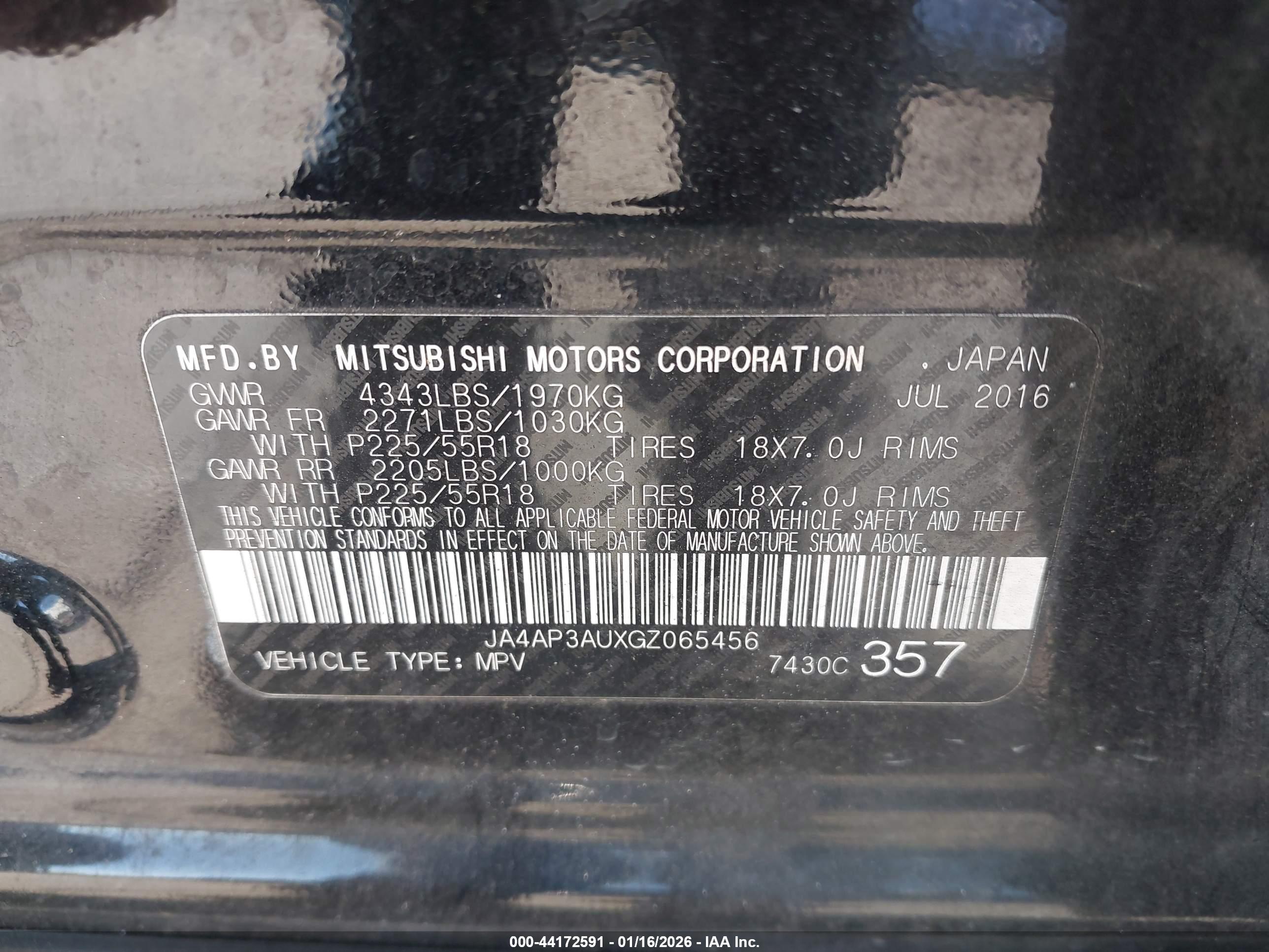 MITSUBISHI OUTLANDER image 9