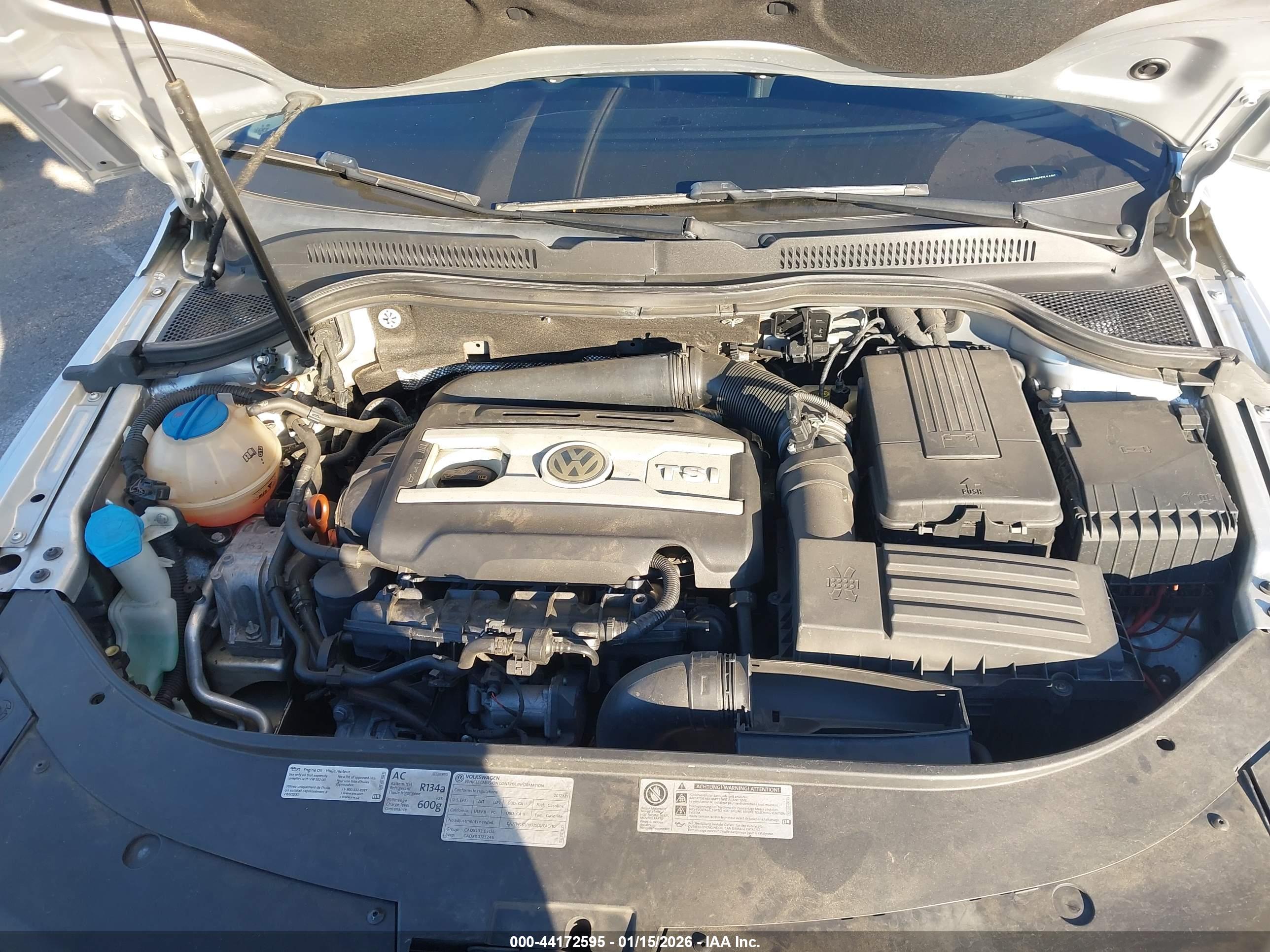 VOLKSWAGEN CC image 10