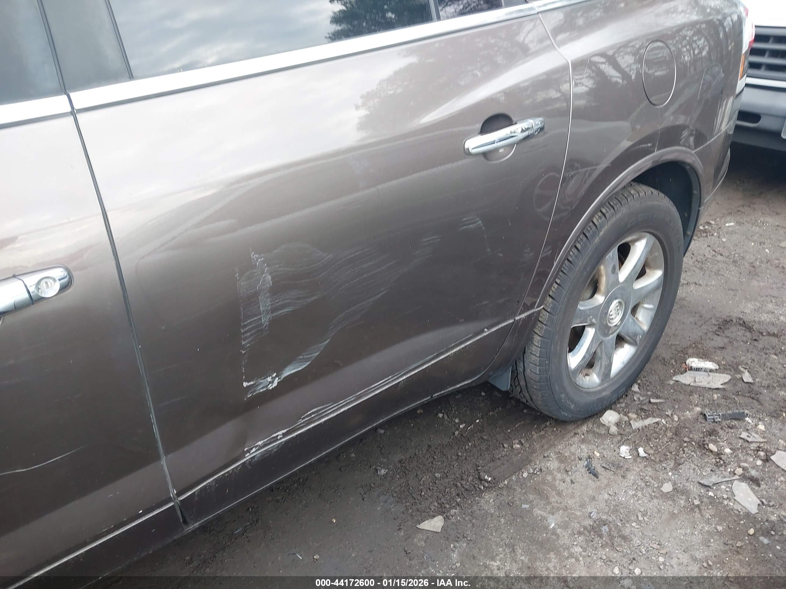 BUICK ENCLAVE image 6