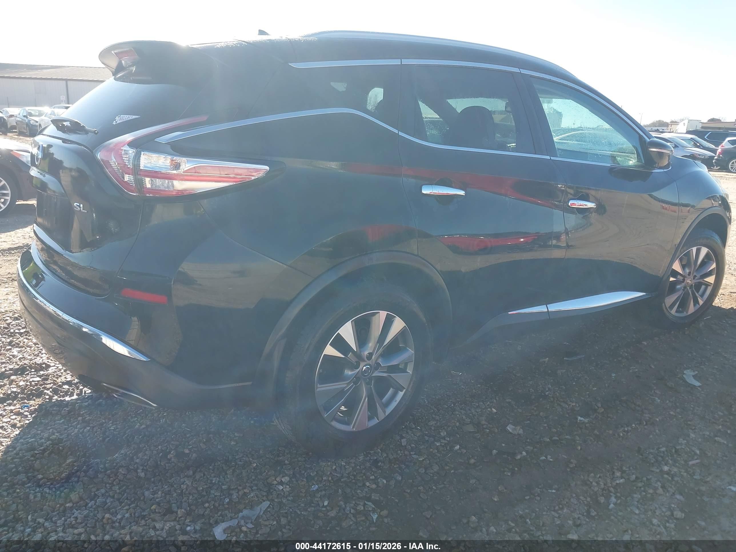 NISSAN MURANO image 4