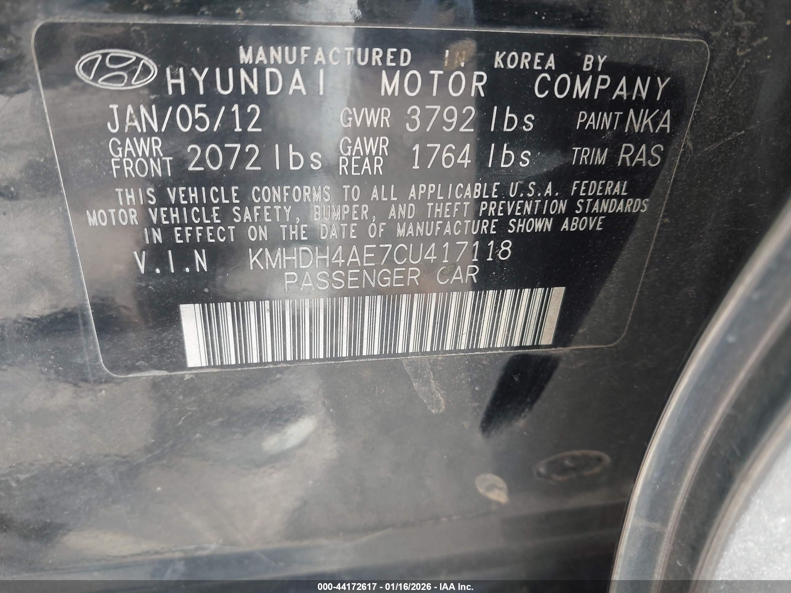 HYUNDAI ELANTRA image 9