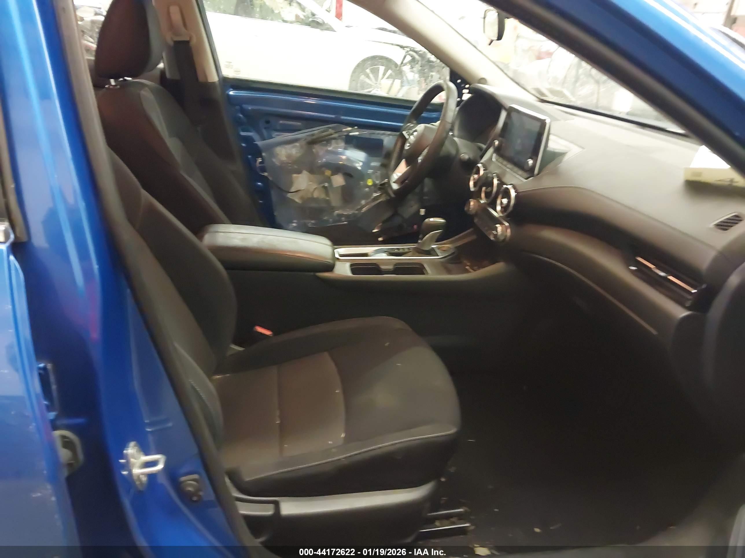 NISSAN SENTRA image 5