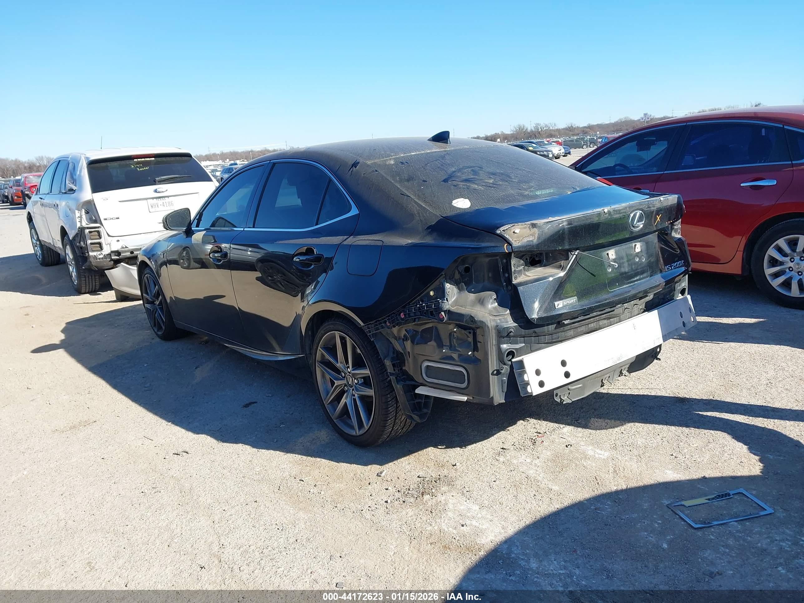 LEXUS IS image 3