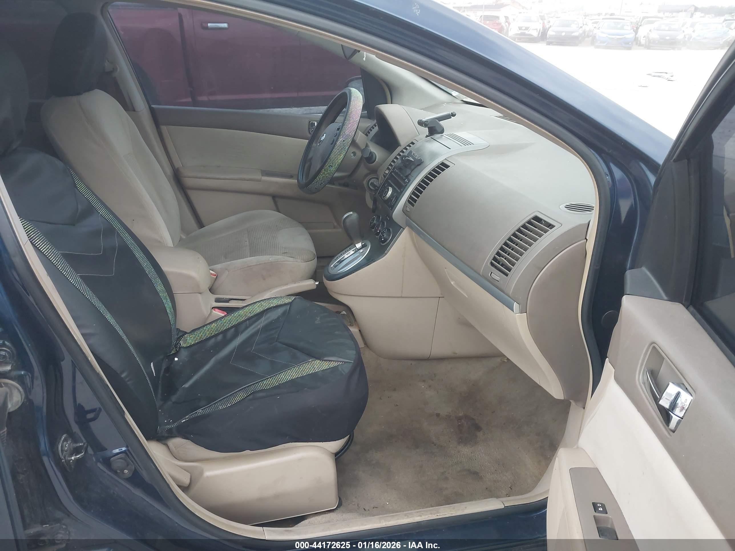 NISSAN SENTRA image 5