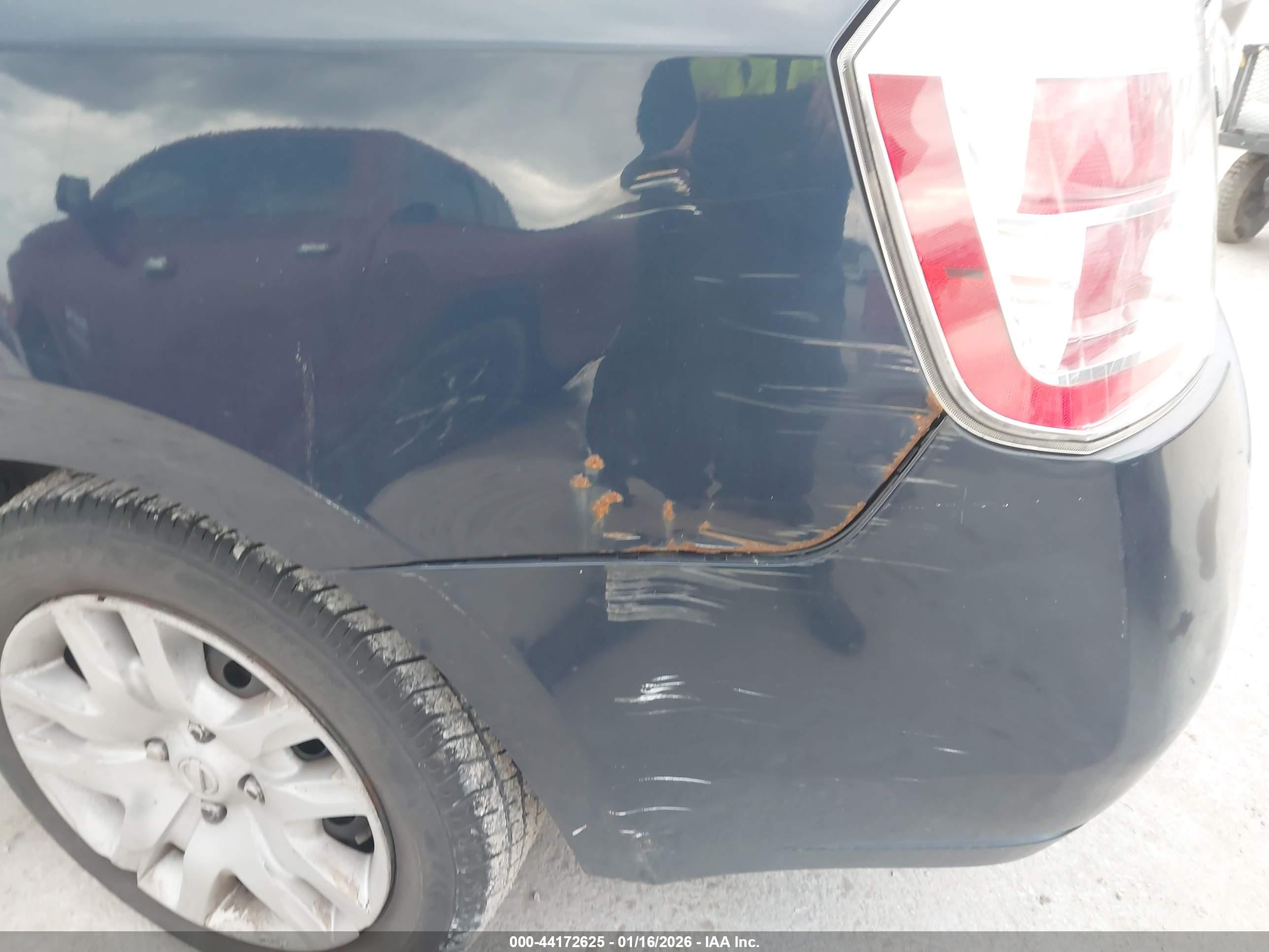 NISSAN SENTRA image 6