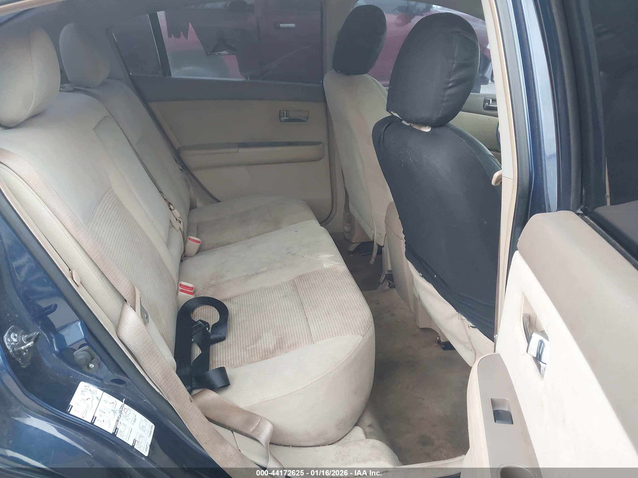 NISSAN SENTRA image 8