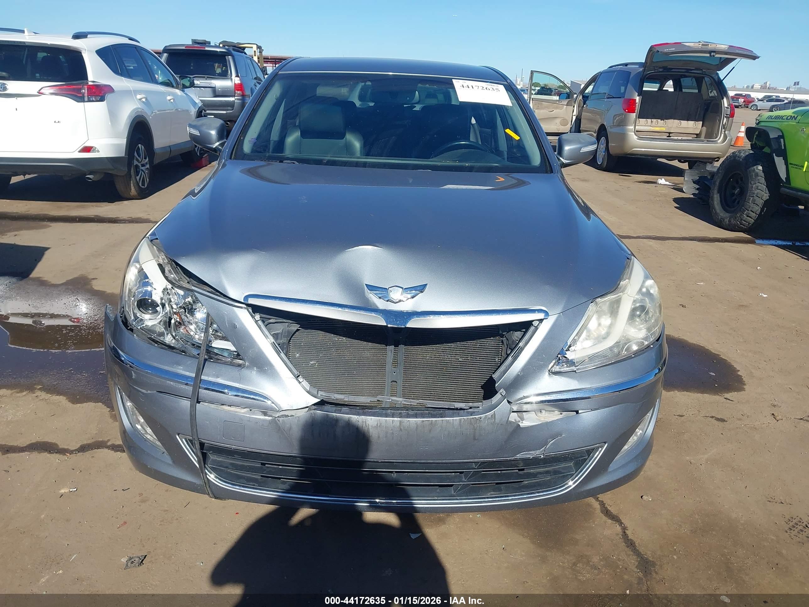 HYUNDAI GENESIS image 6