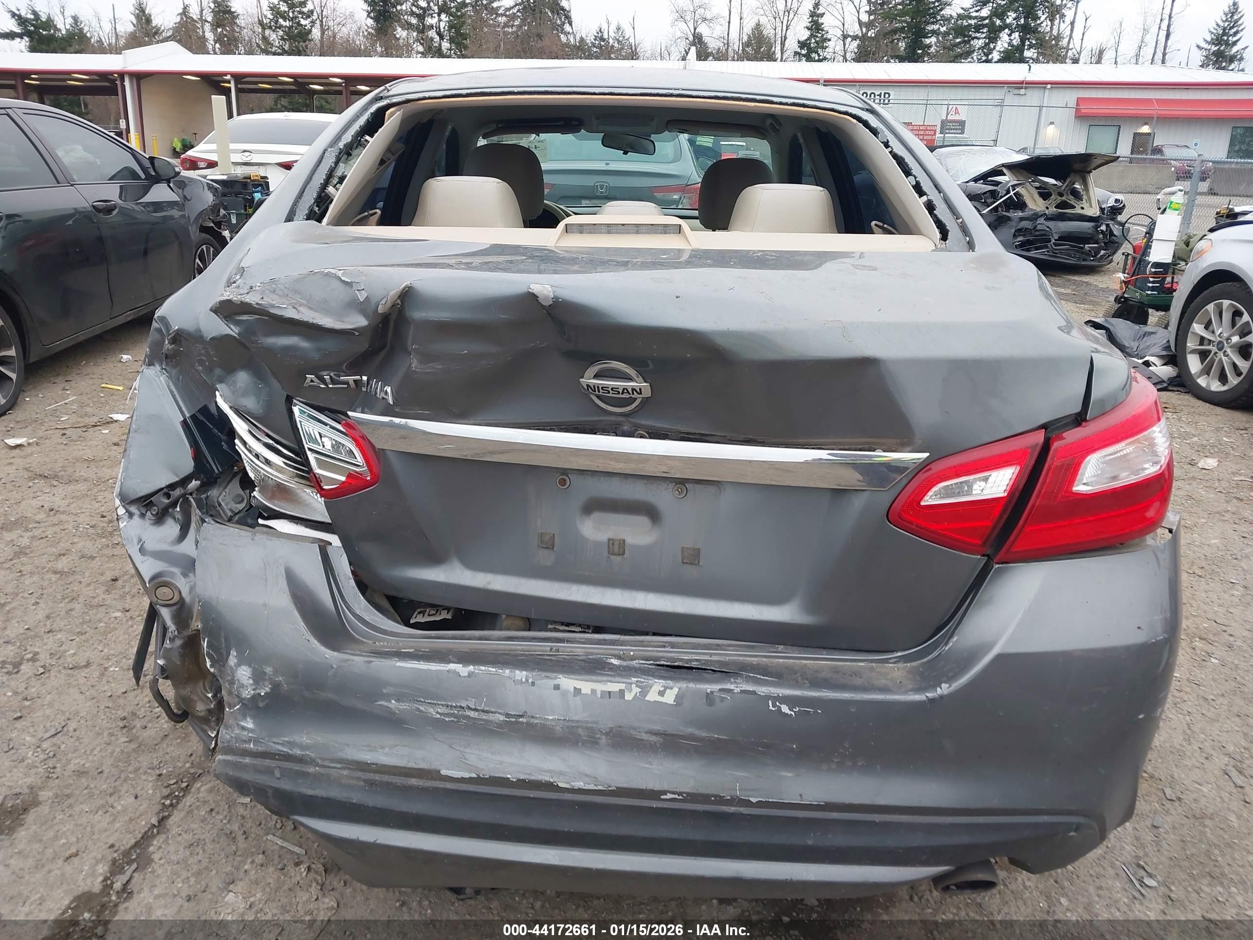 NISSAN ALTIMA image 6