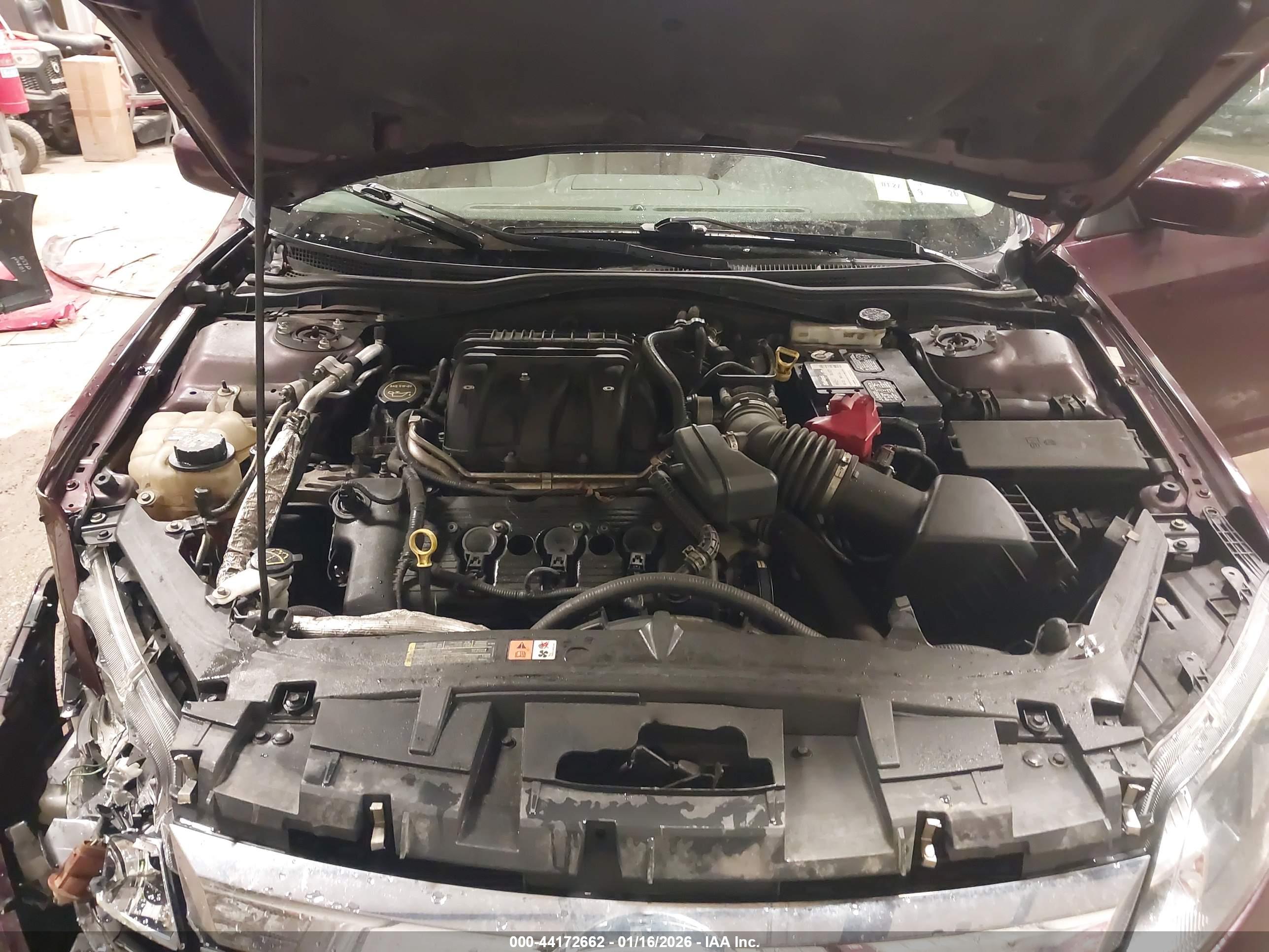 FORD FUSION image 10