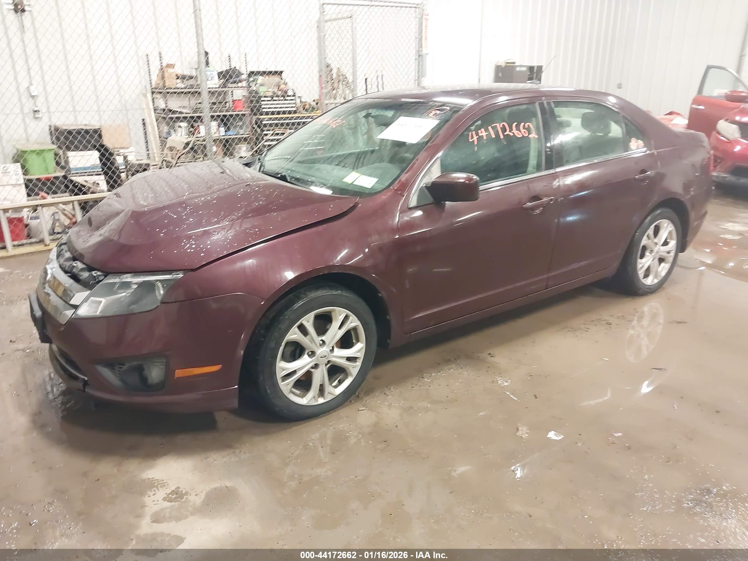 FORD FUSION image 2