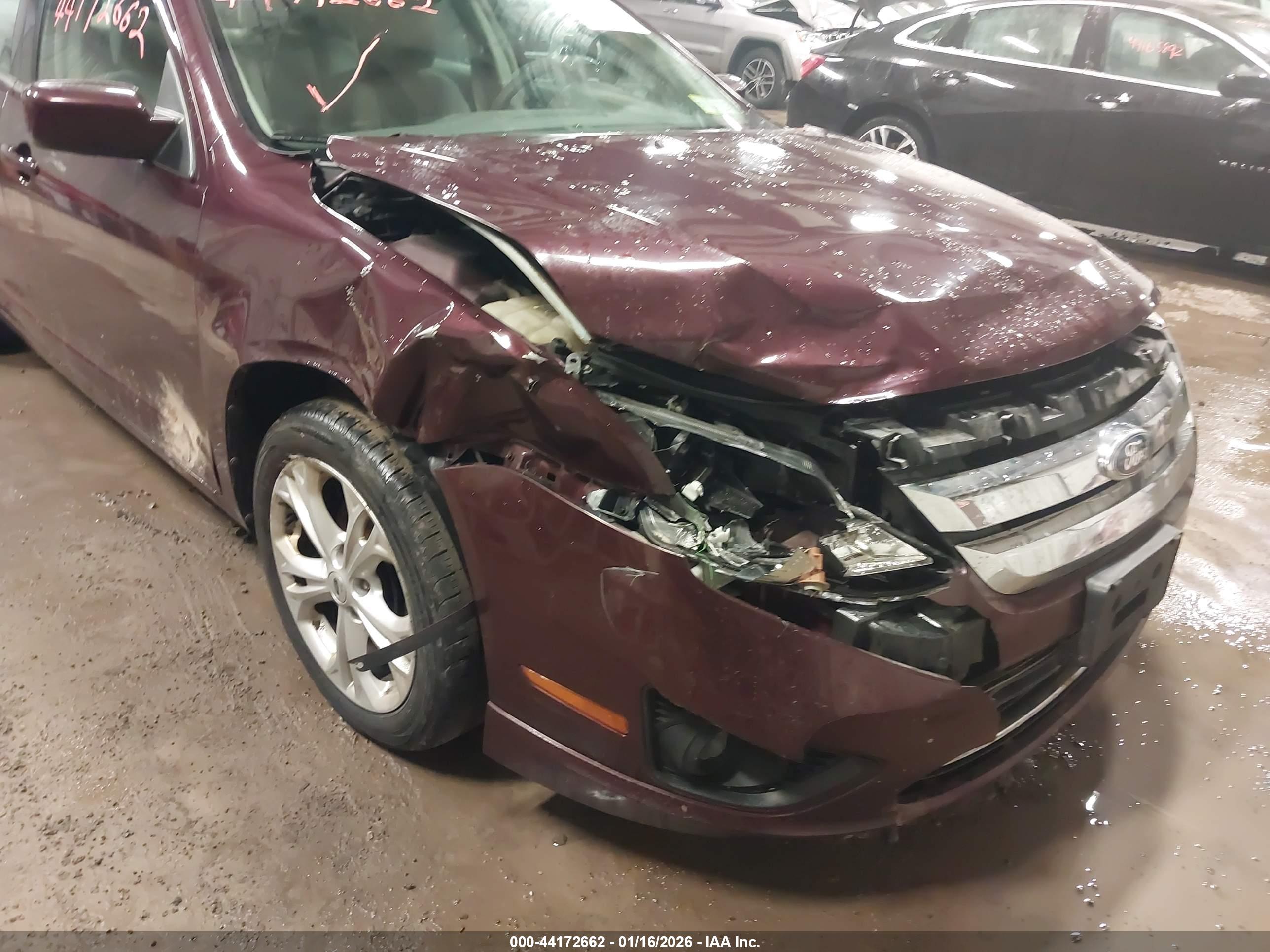FORD FUSION image 6