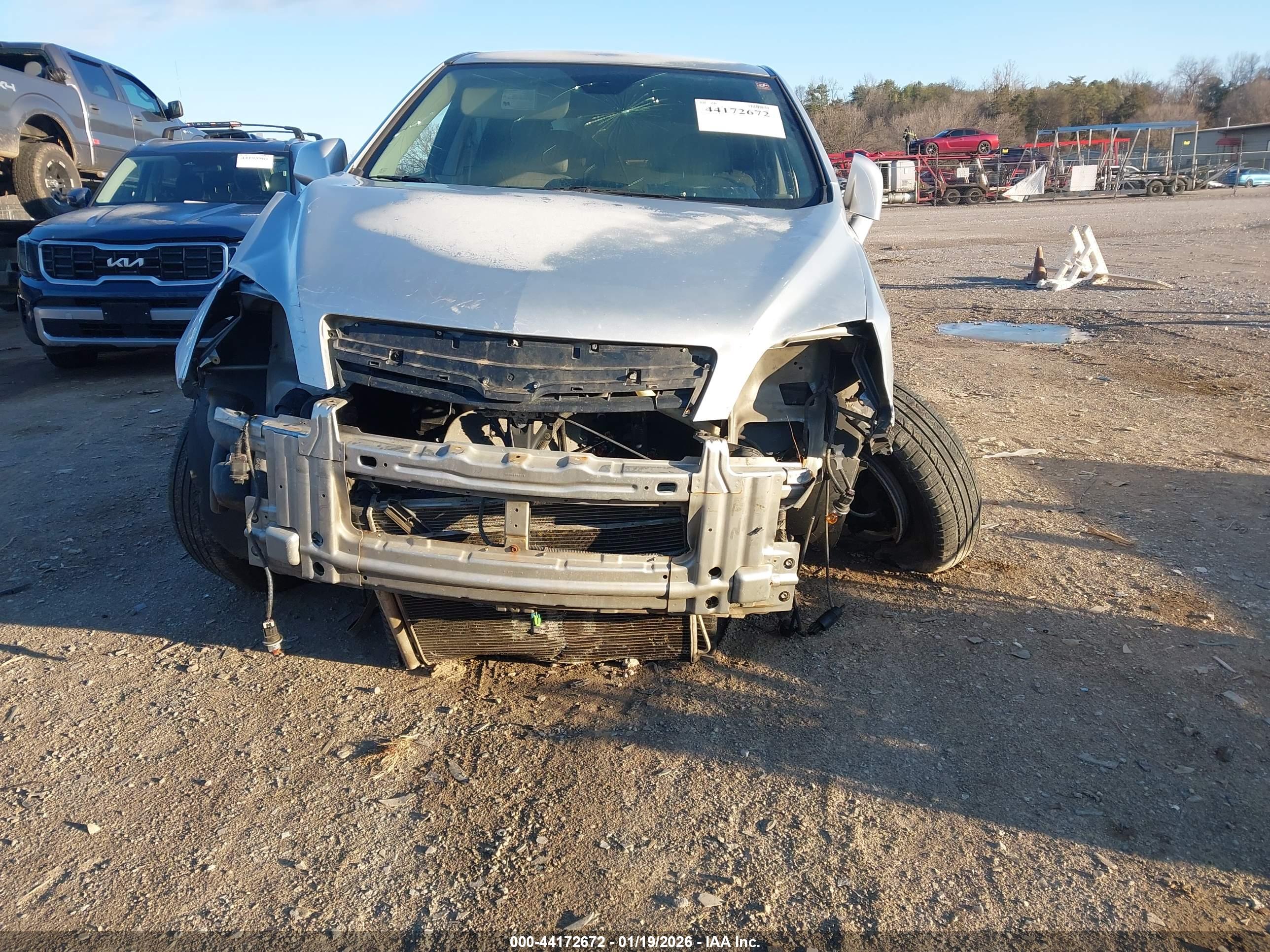 SATURN VUE image 6
