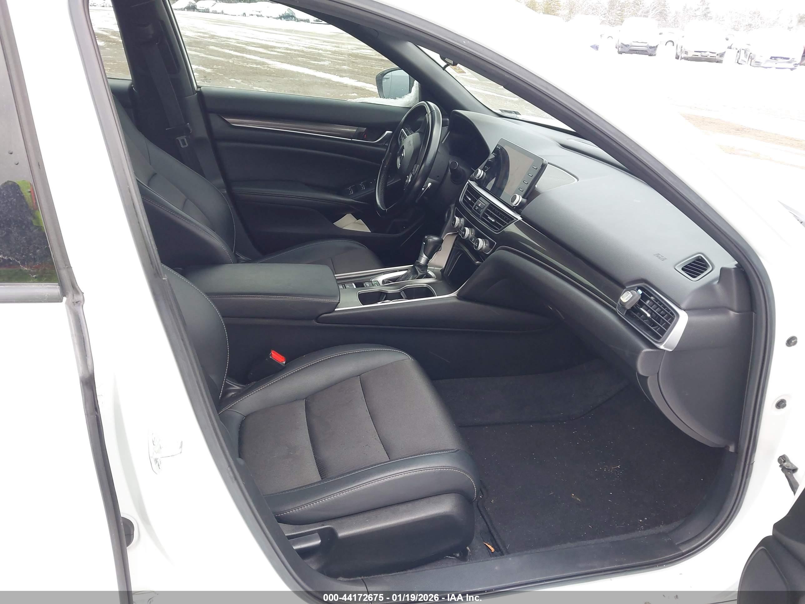 HONDA ACCORD image 5