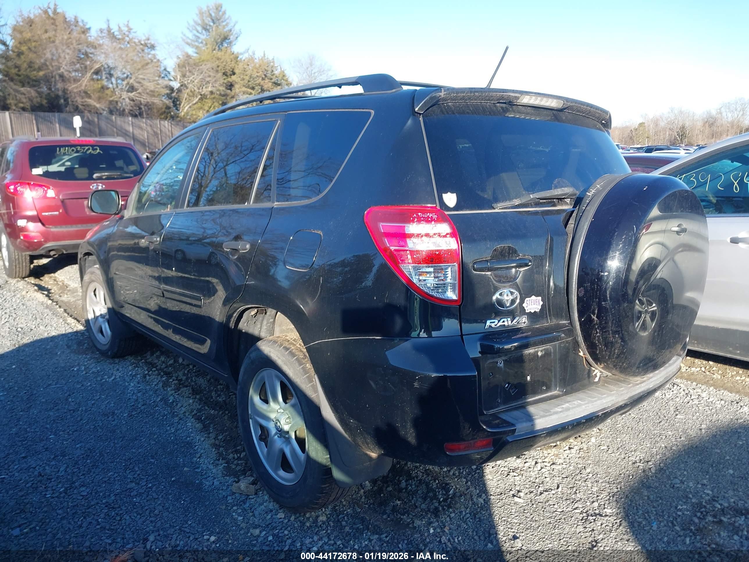 TOYOTA RAV4 image 3