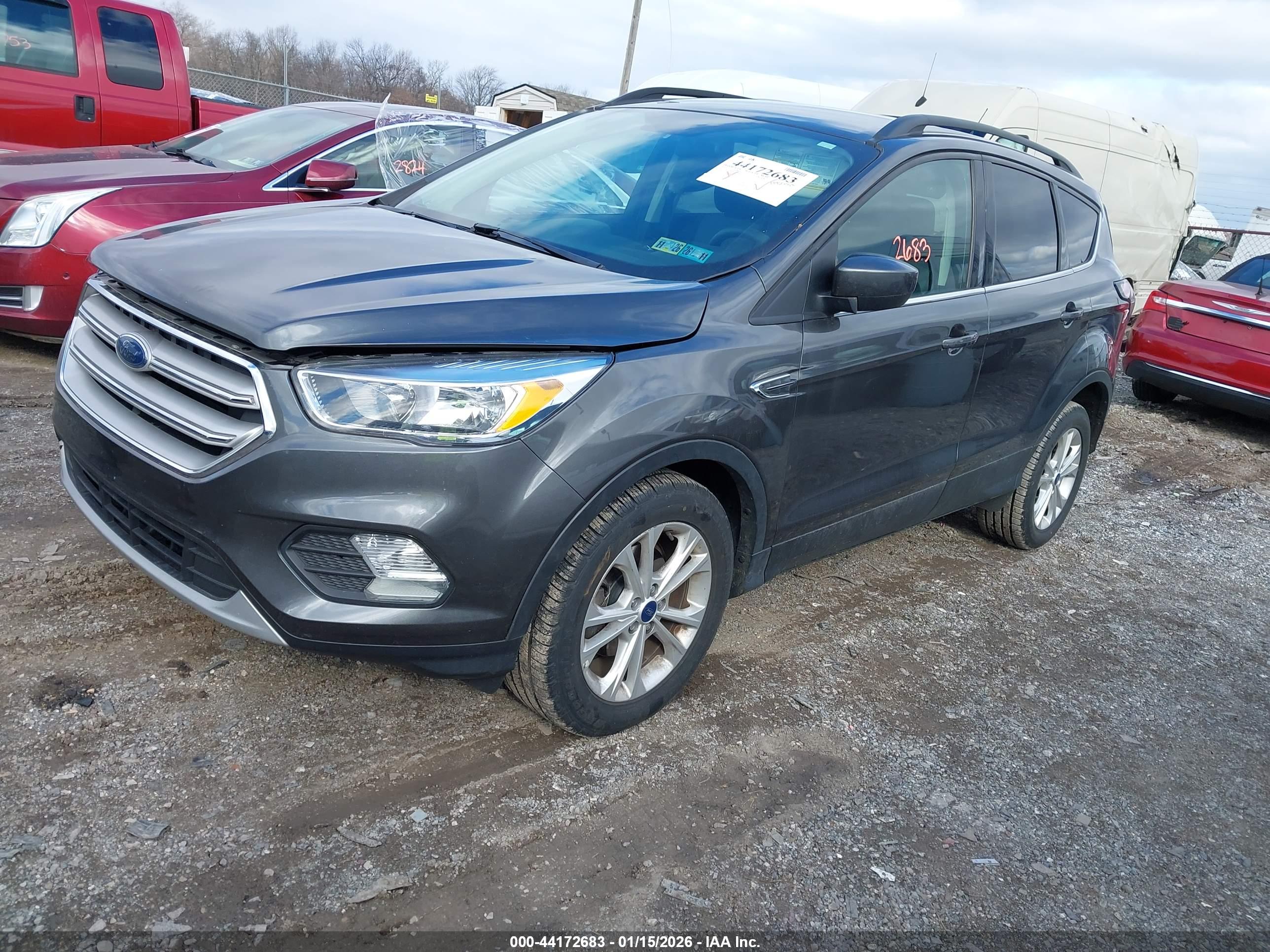 FORD ESCAPE image 2