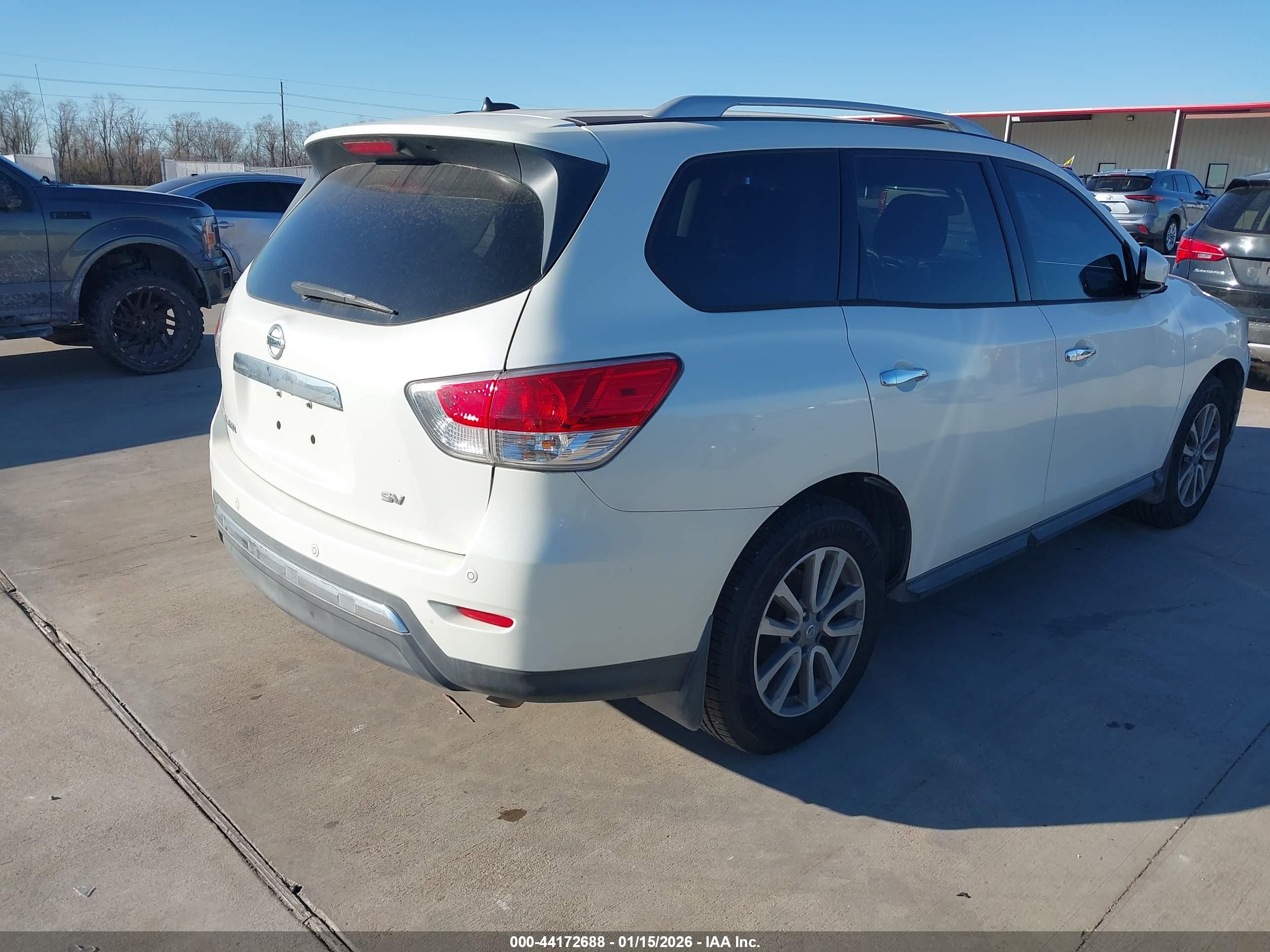 NISSAN PATHFINDER image 4