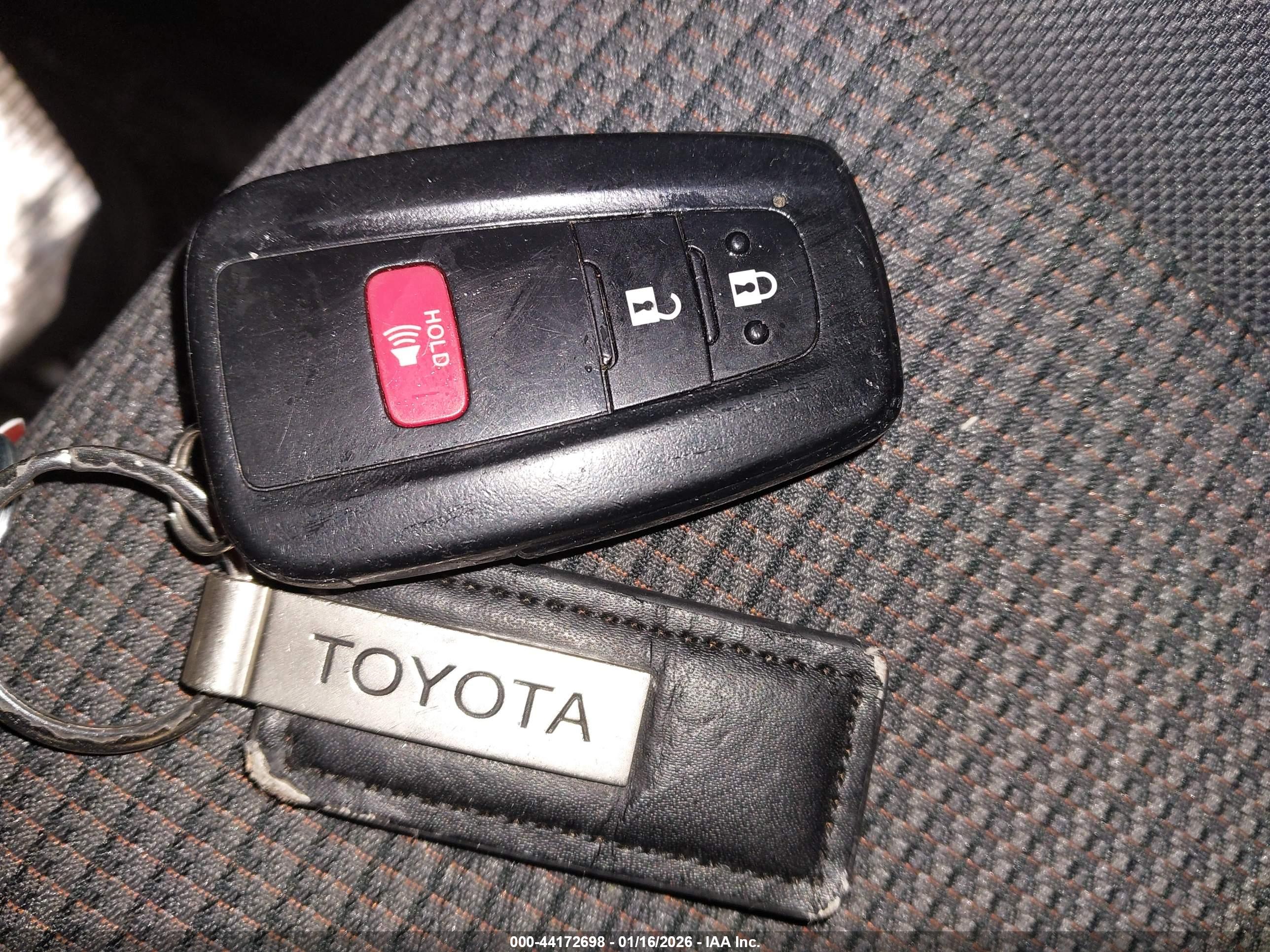 TOYOTA HIGHLANDER image 11