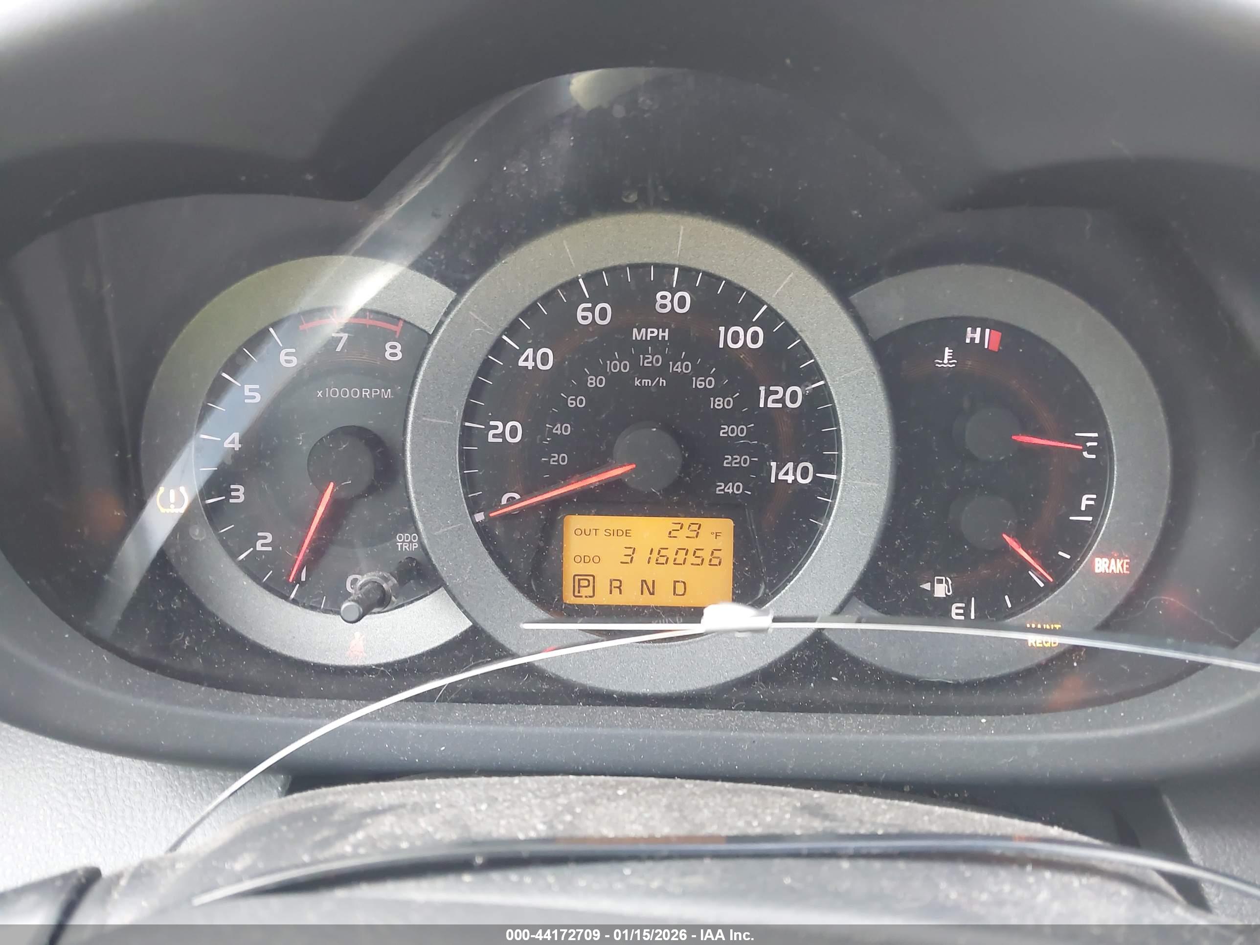 TOYOTA RAV4 image 7