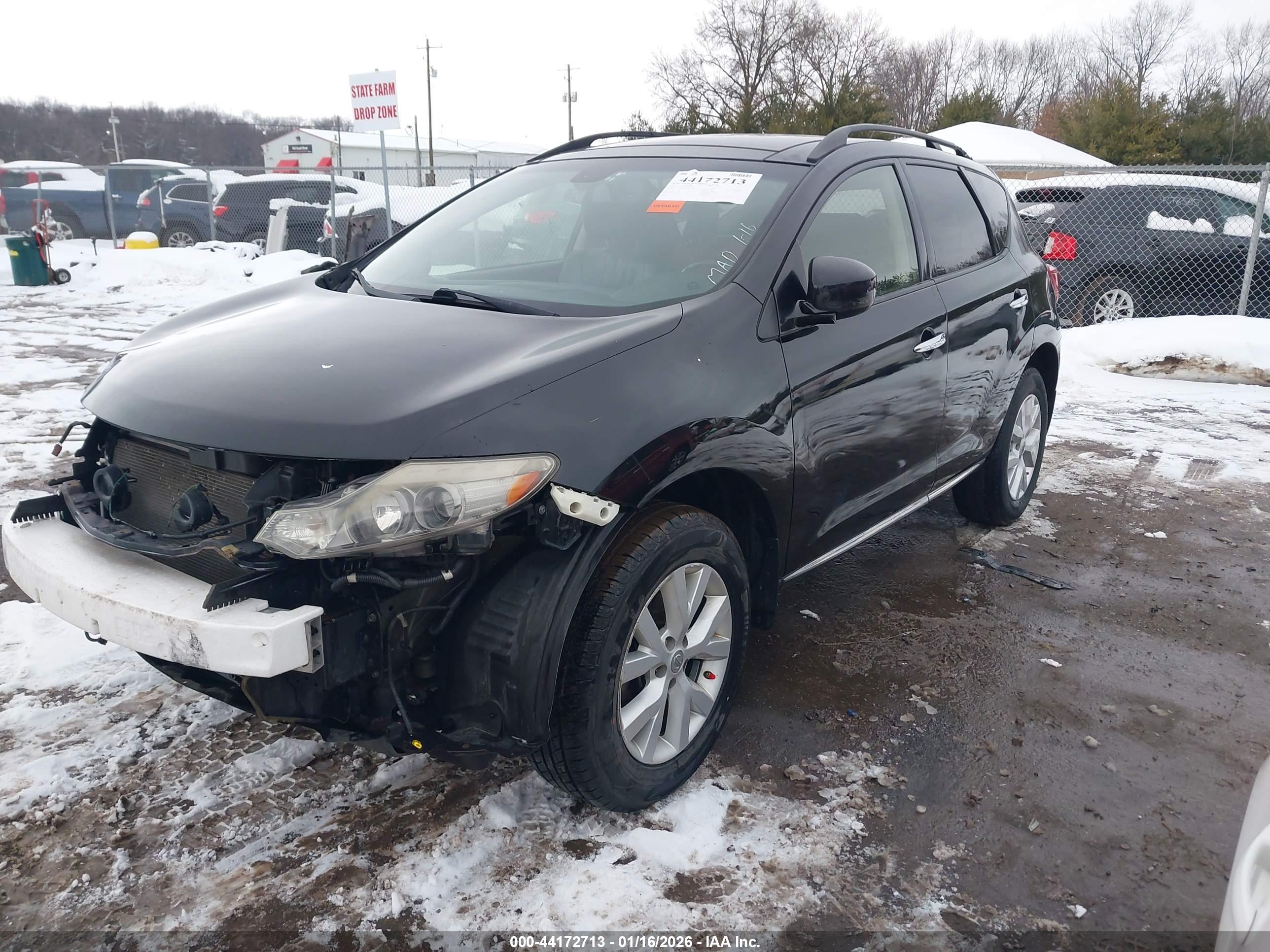 NISSAN MURANO image 2