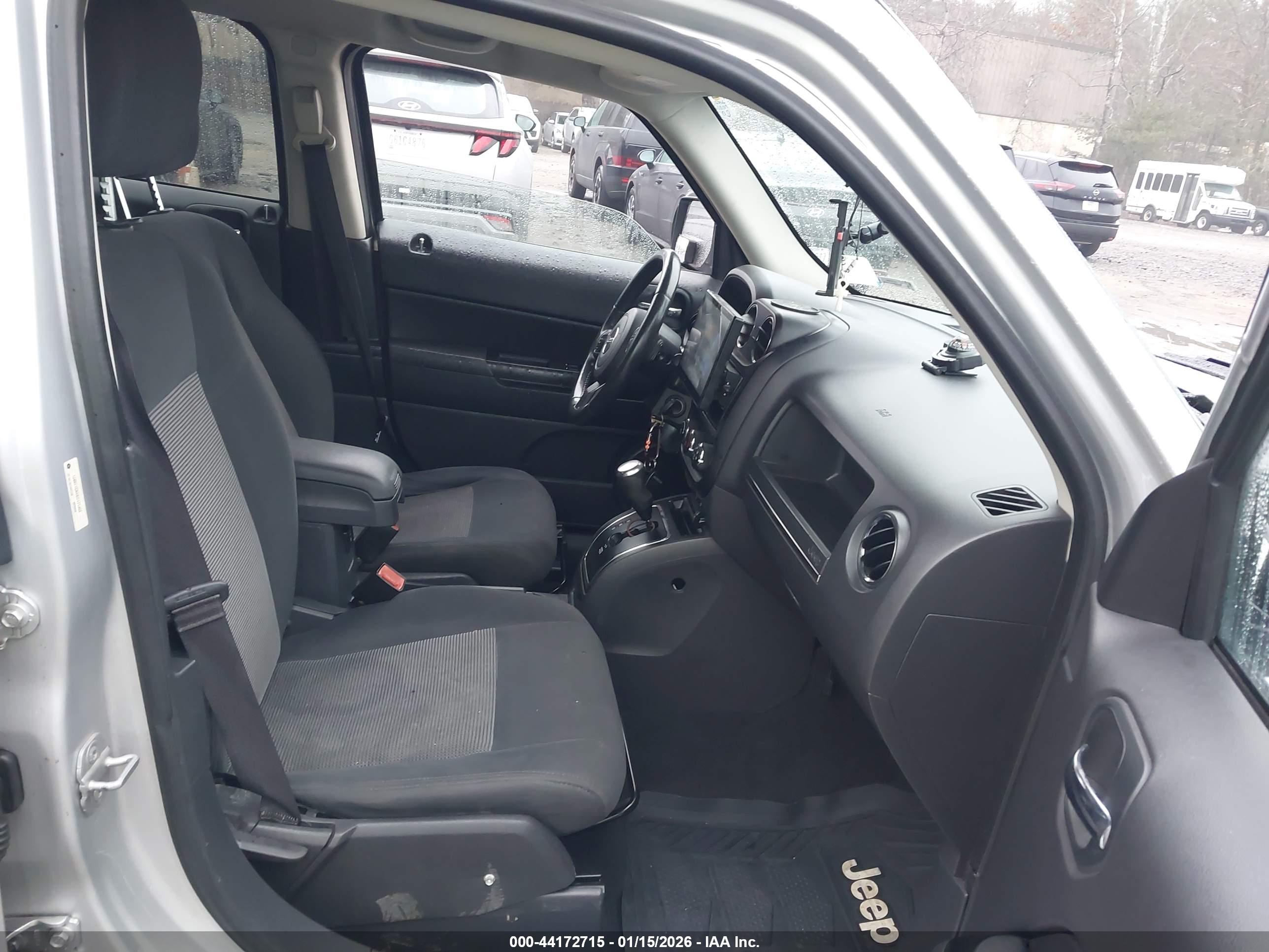 JEEP PATRIOT image 5