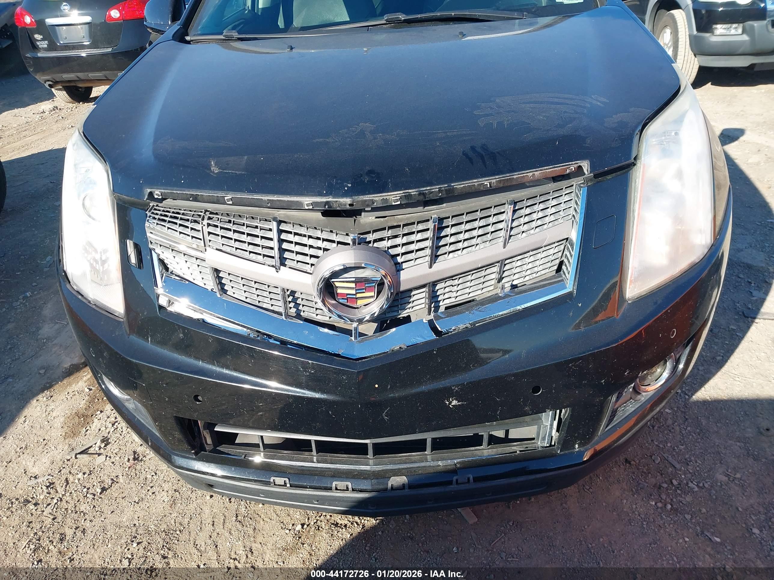 CADILLAC SRX image 6