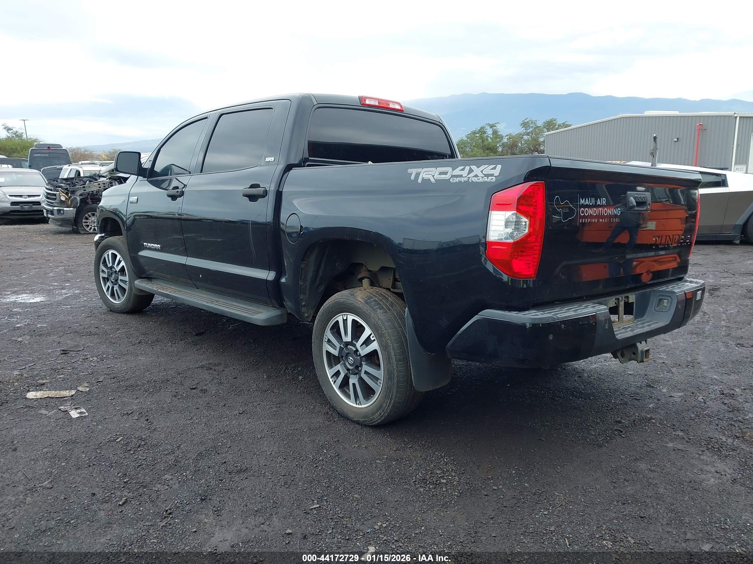 TOYOTA TUNDRA image 3