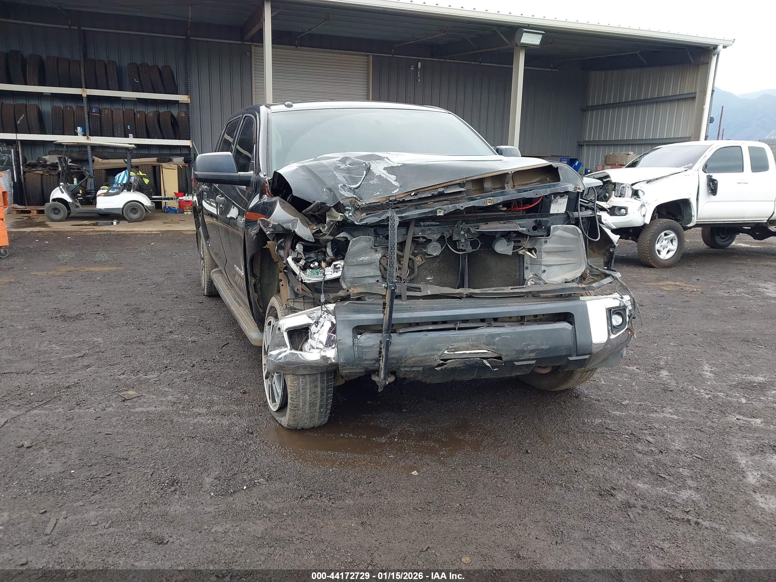 TOYOTA TUNDRA image 6