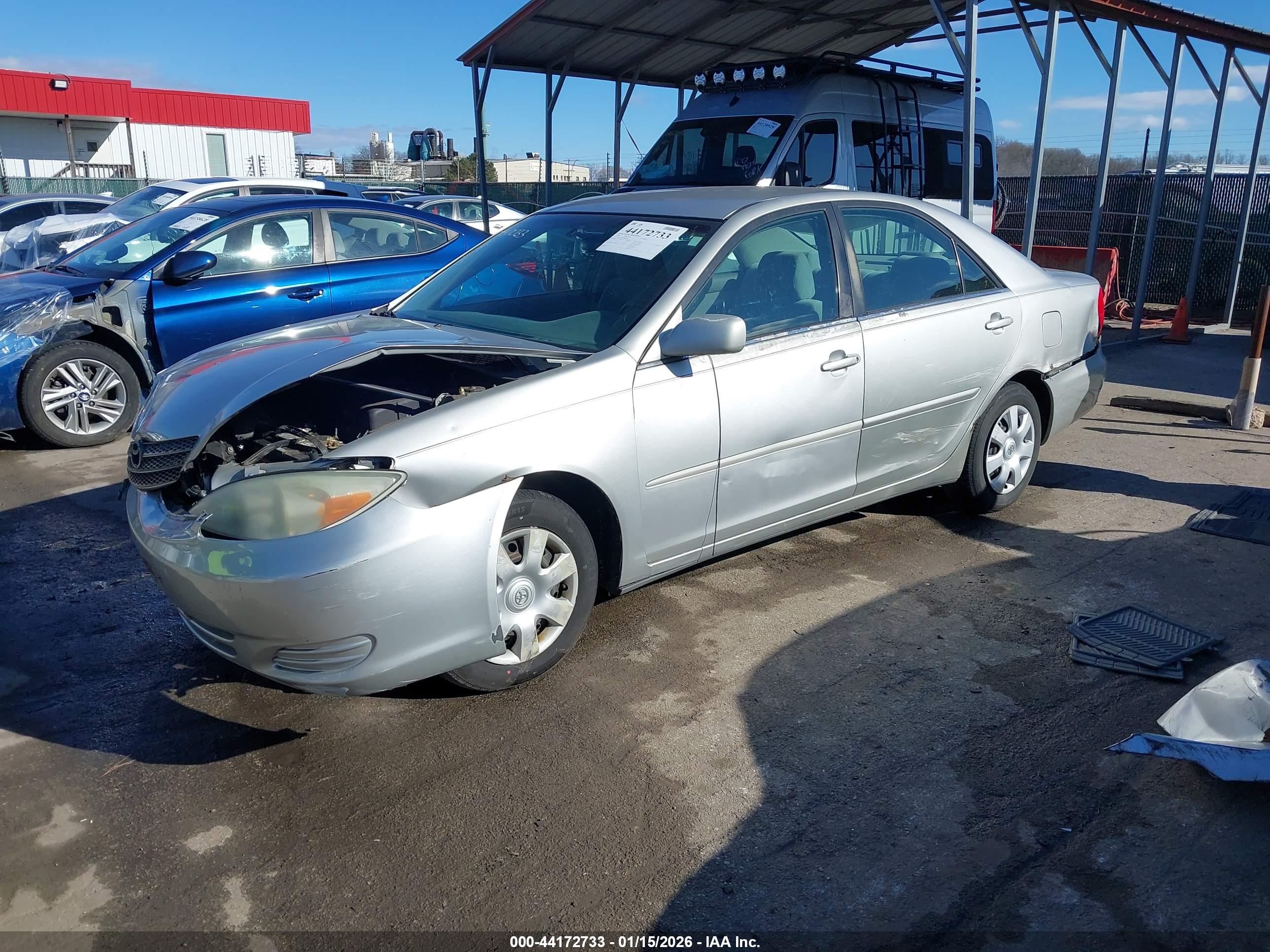 TOYOTA CAMRY image 2