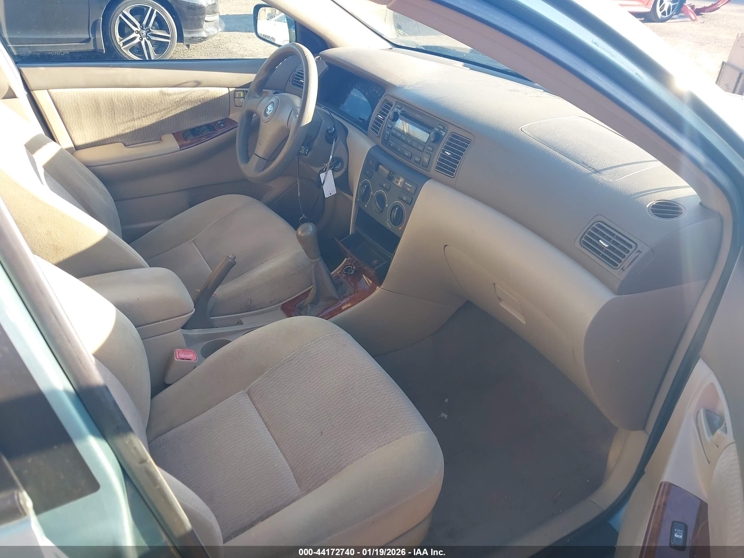 TOYOTA COROLLA image 5