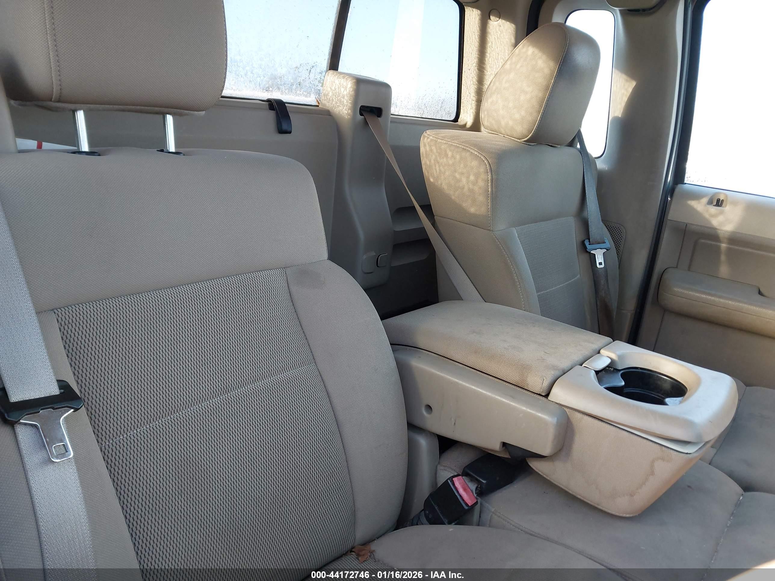 FORD F-150 image 8