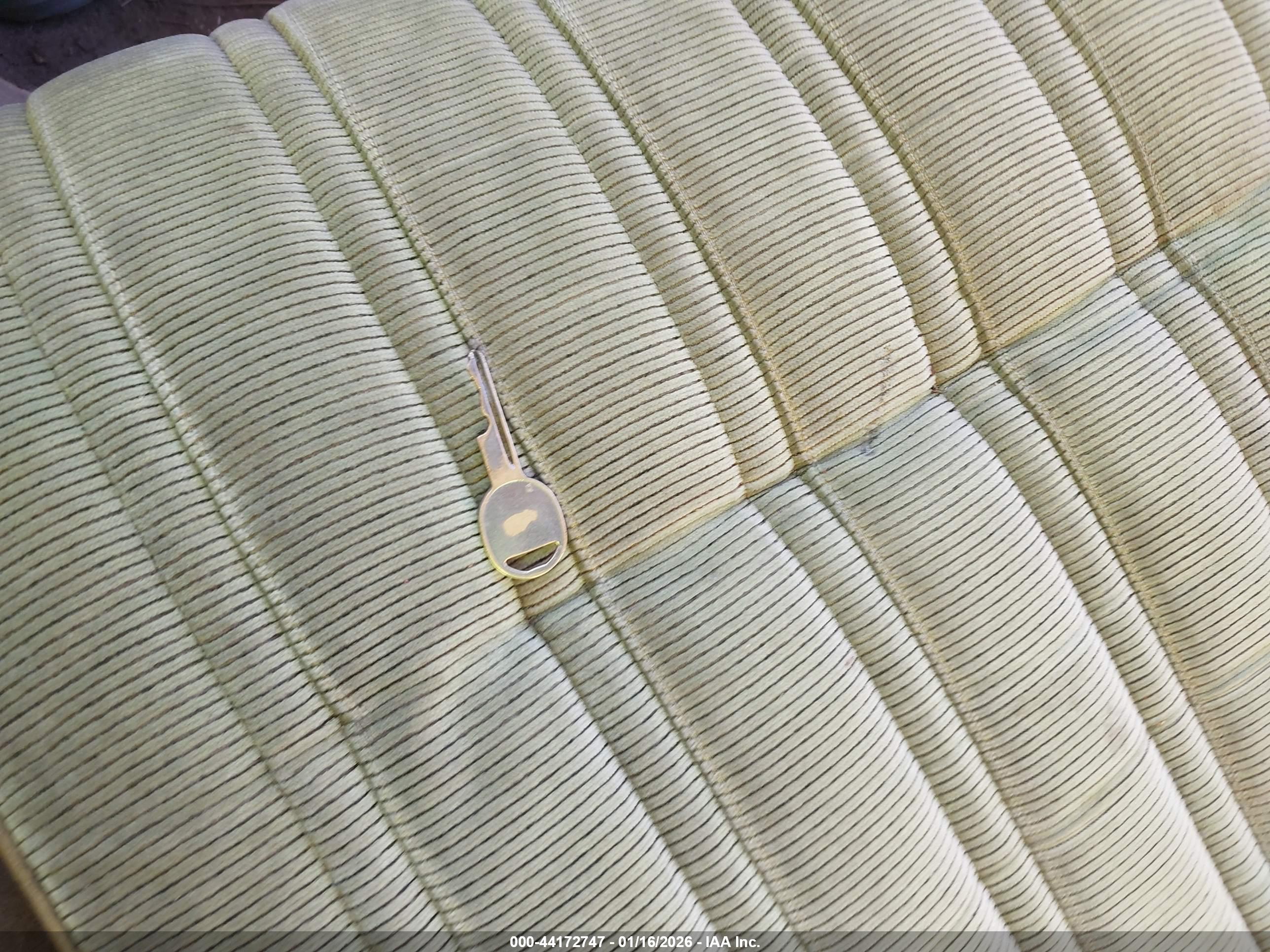 OLDSMOBILE CUTLASS image 11