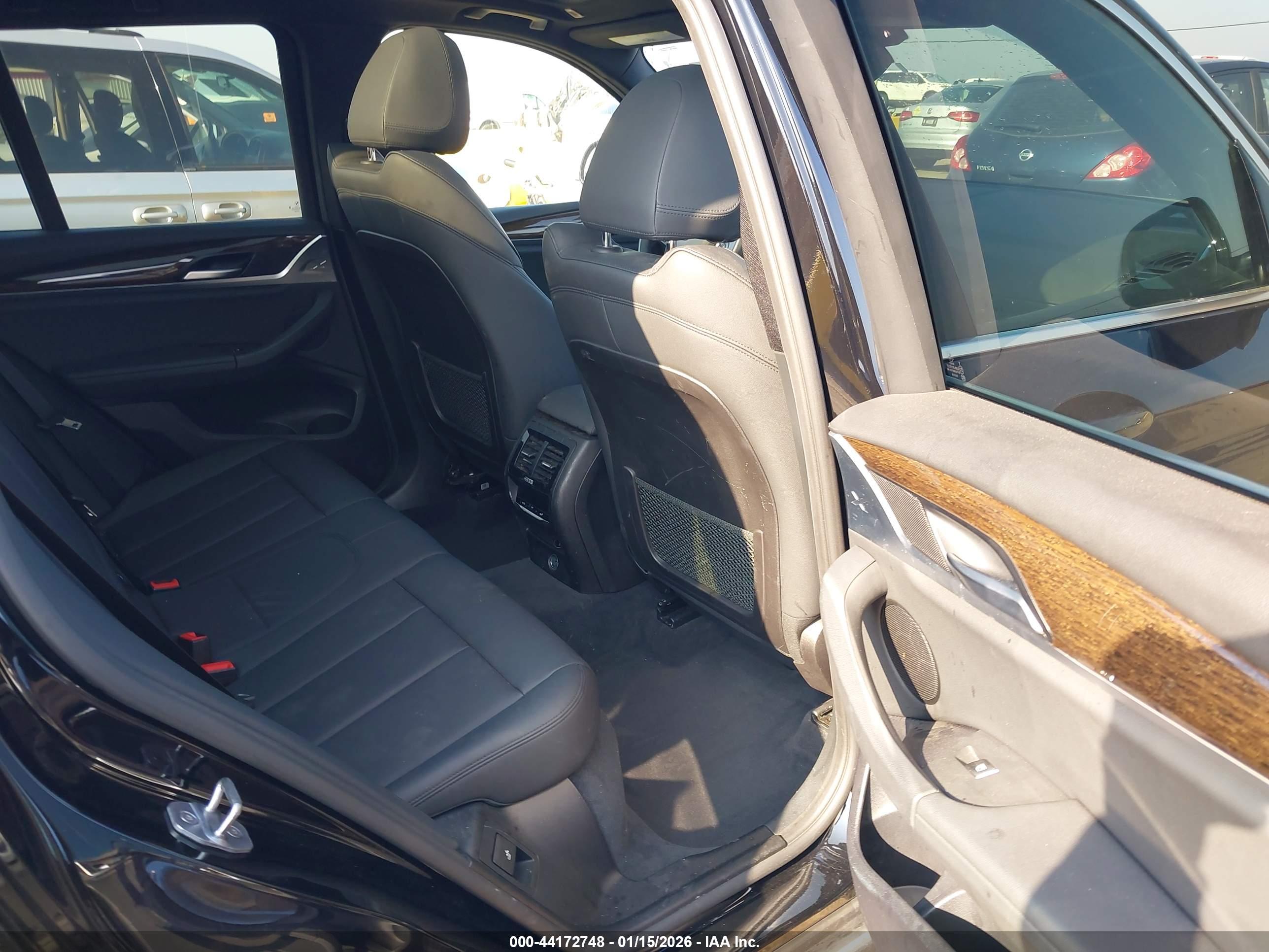 BMW X3 image 8