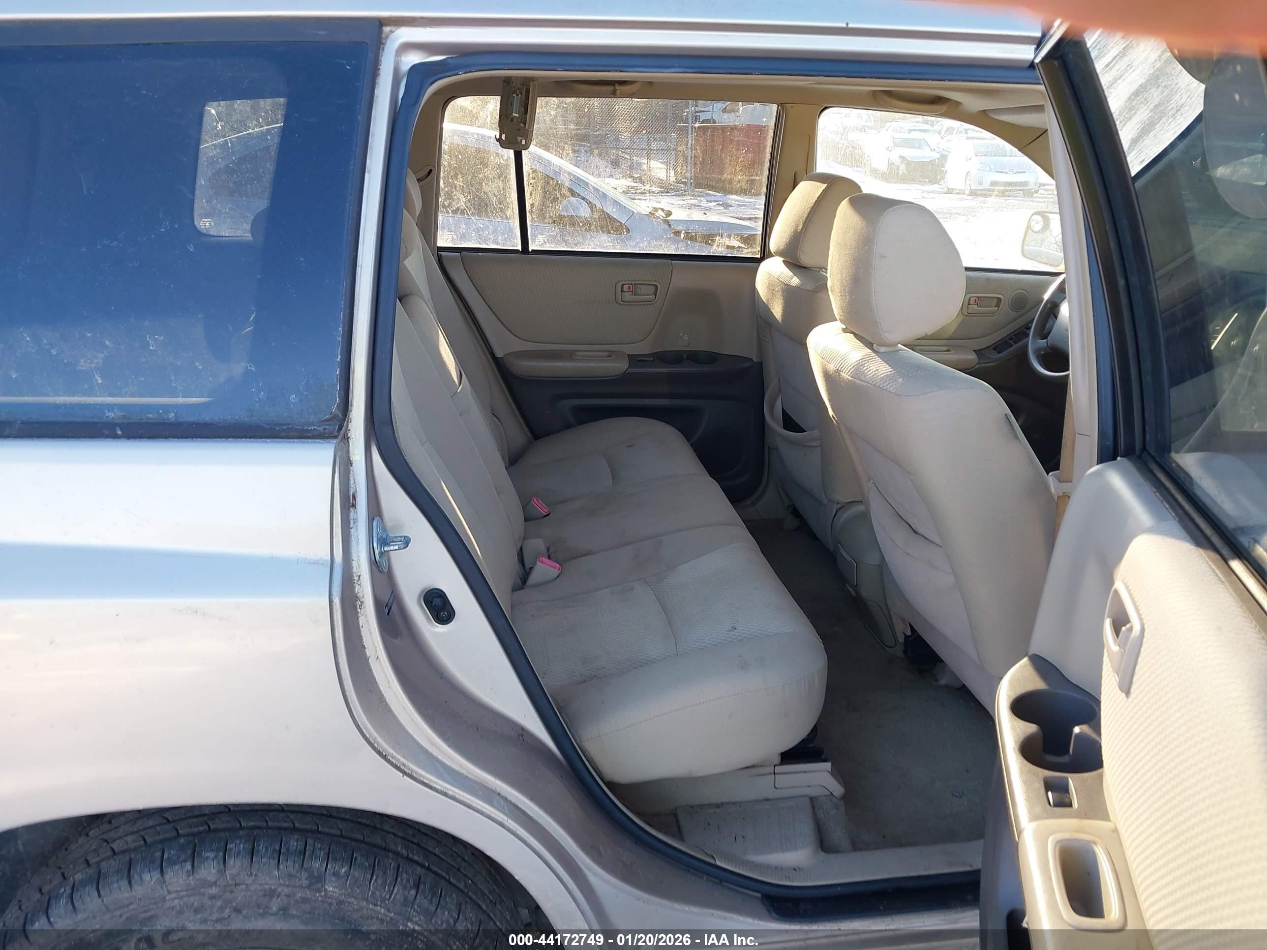 TOYOTA HIGHLANDER image 8