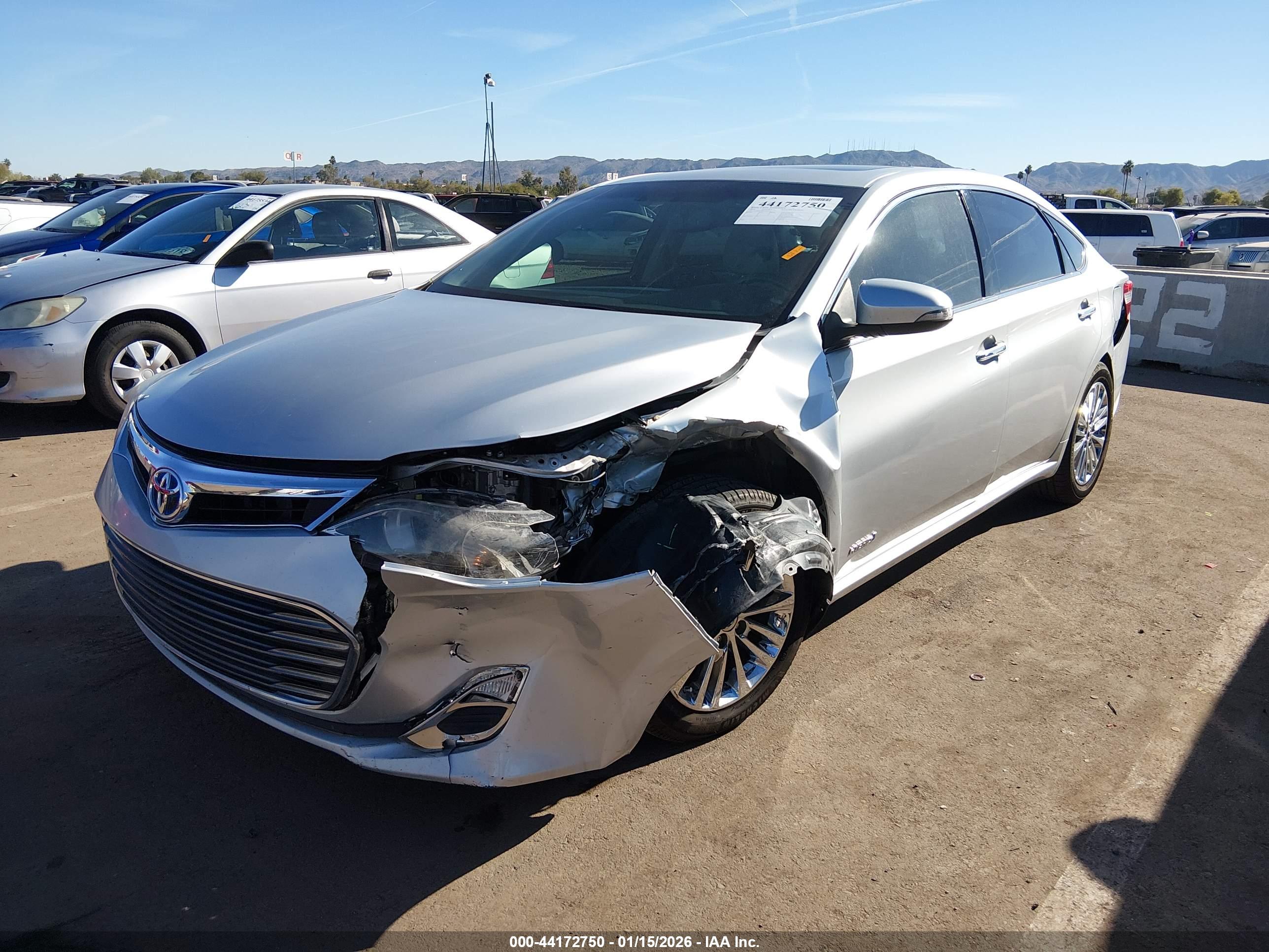 TOYOTA AVALON image 6