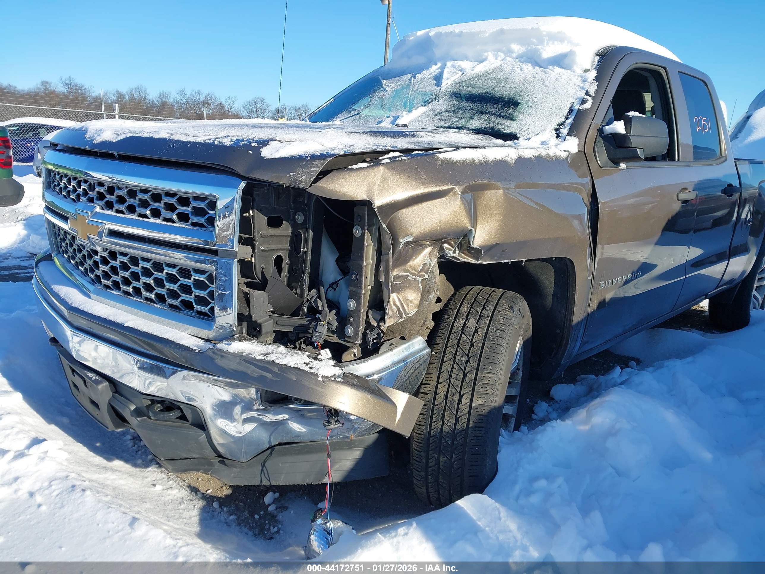 CHEVROLET SILVERADO image 6