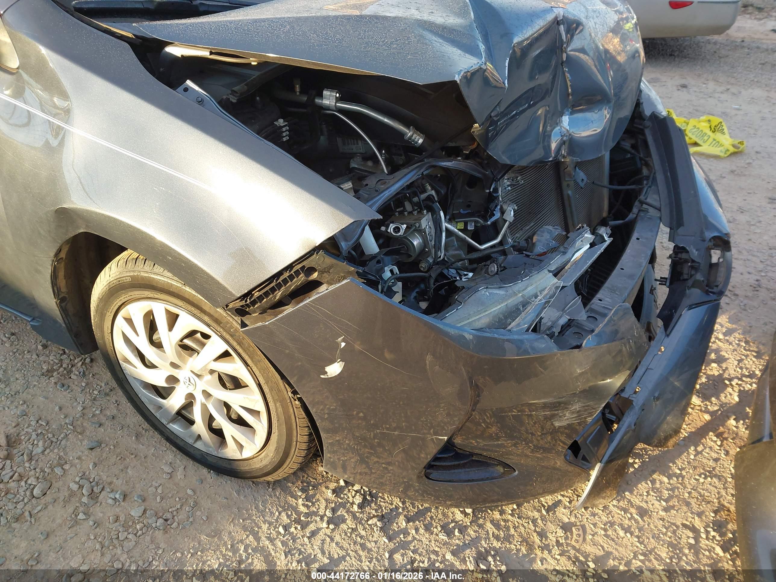 TOYOTA COROLLA image 6