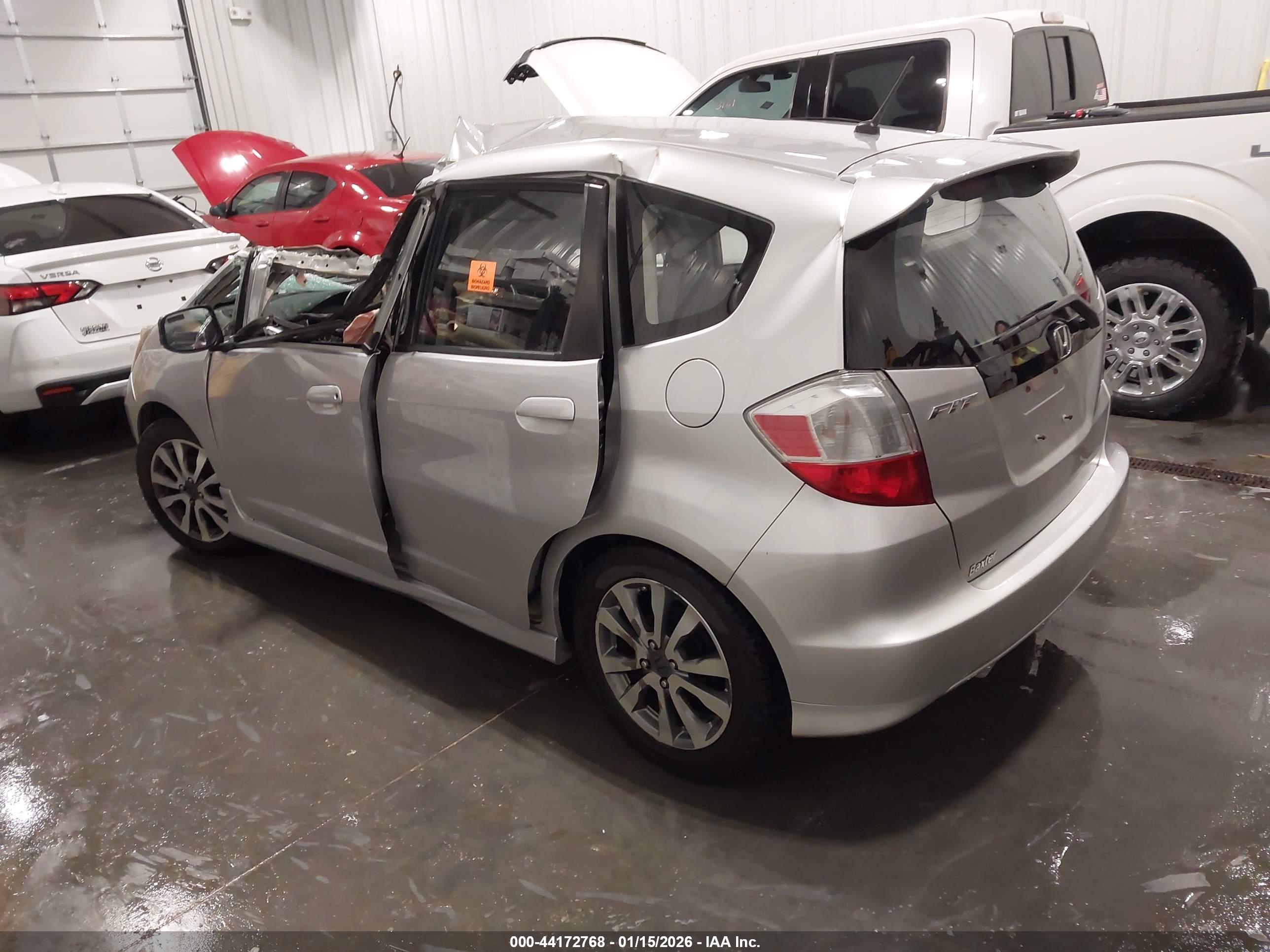 HONDA FIT image 3