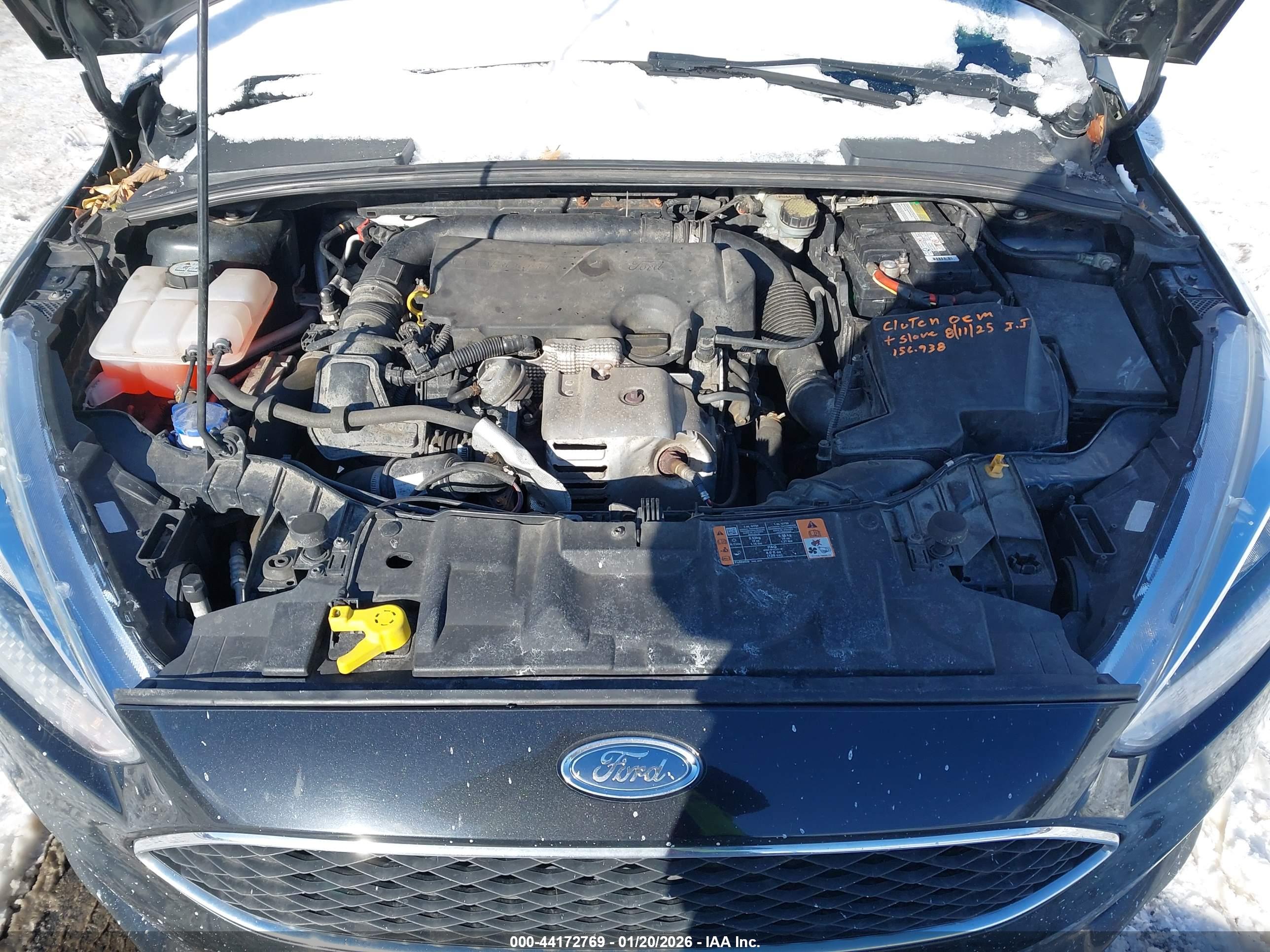FORD FOCUS image 10