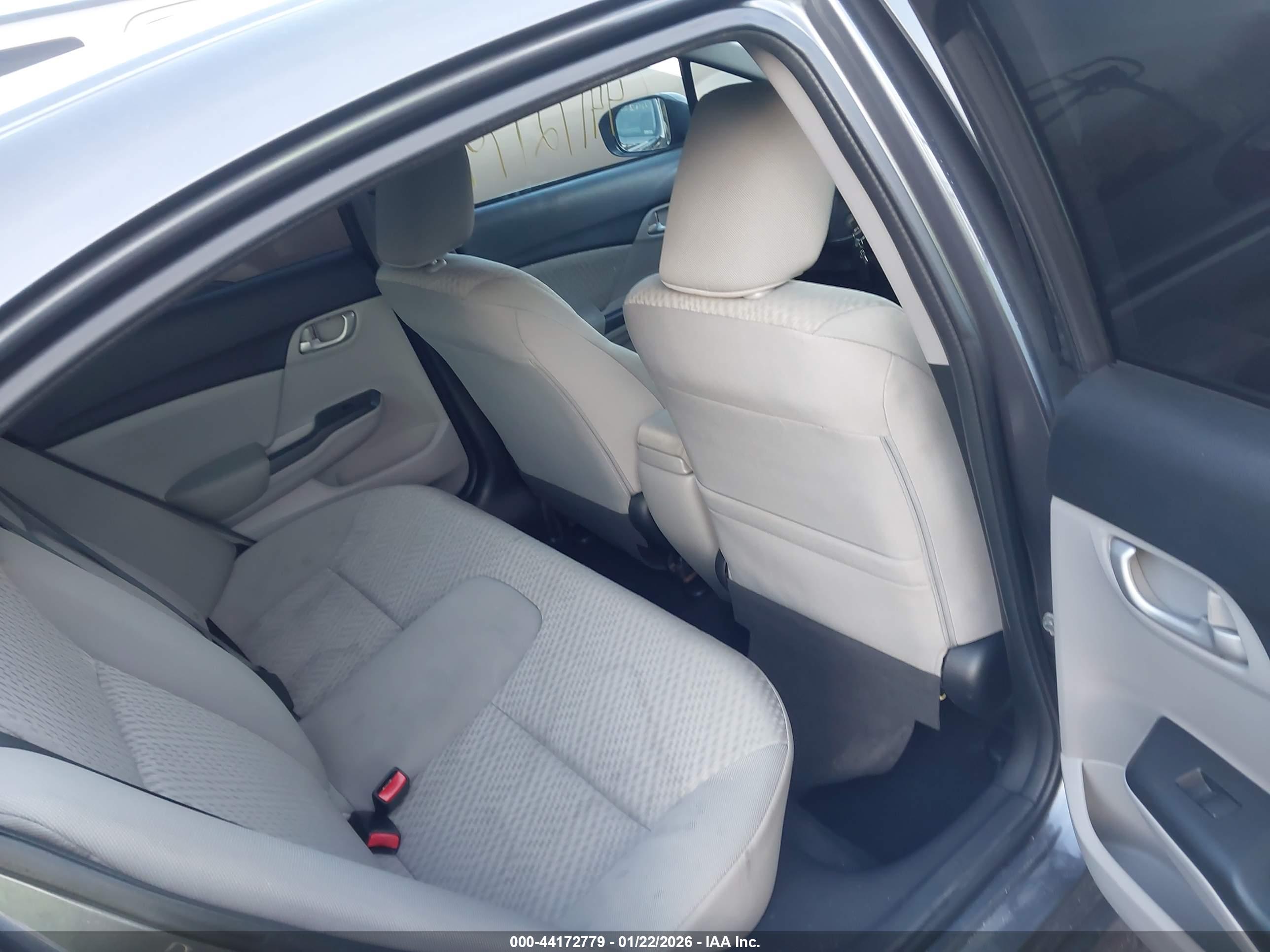 HONDA CIVIC image 8