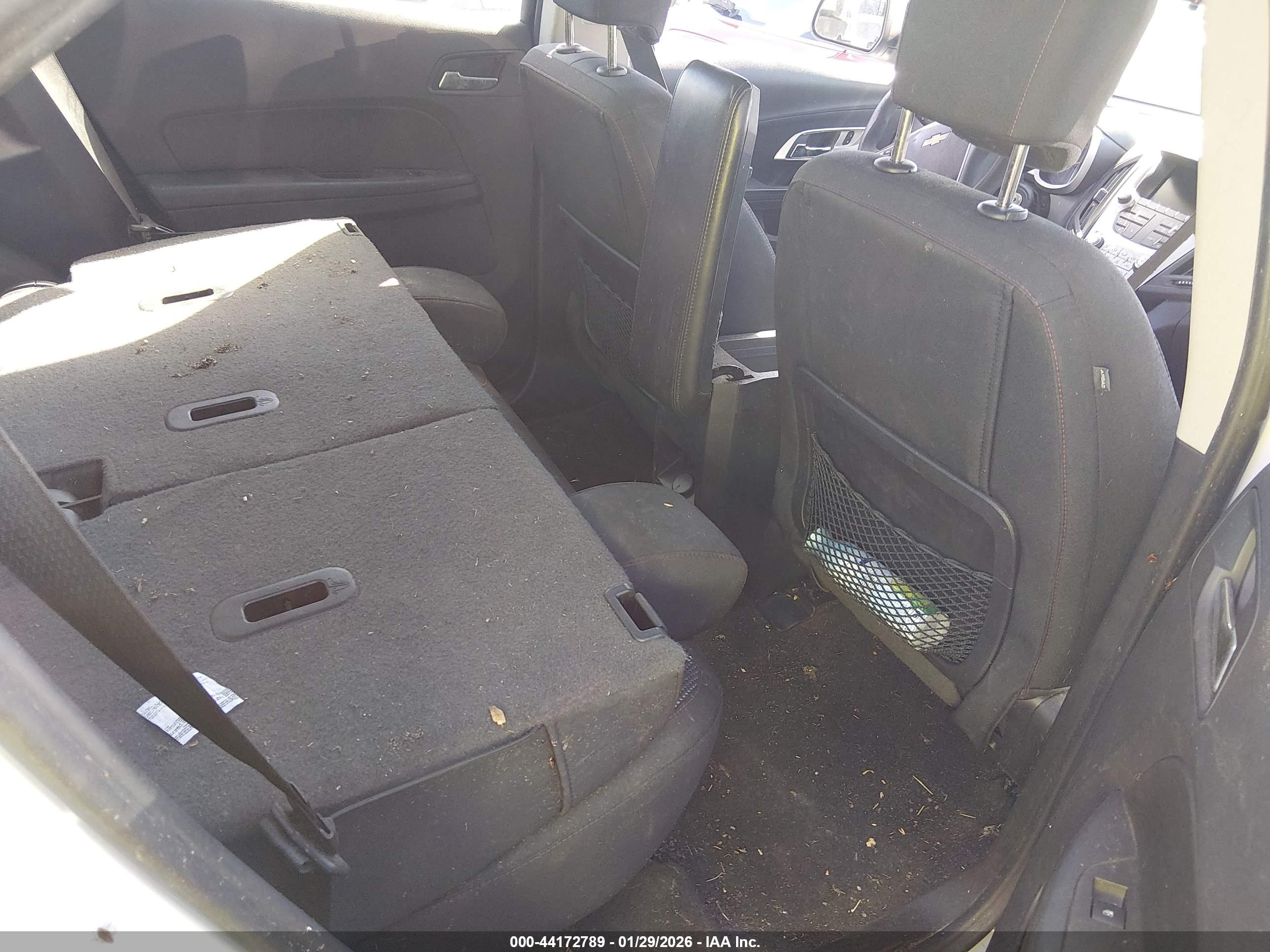 CHEVROLET EQUINOX image 8