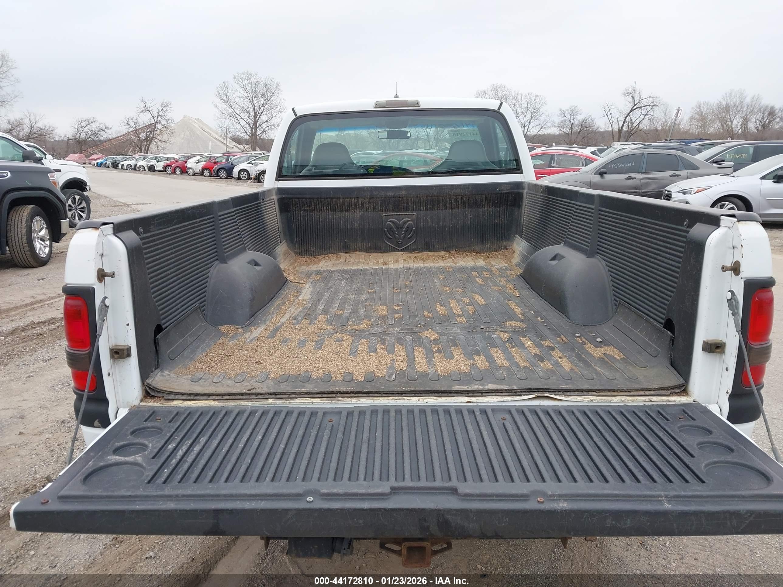 DODGE RAM image 8